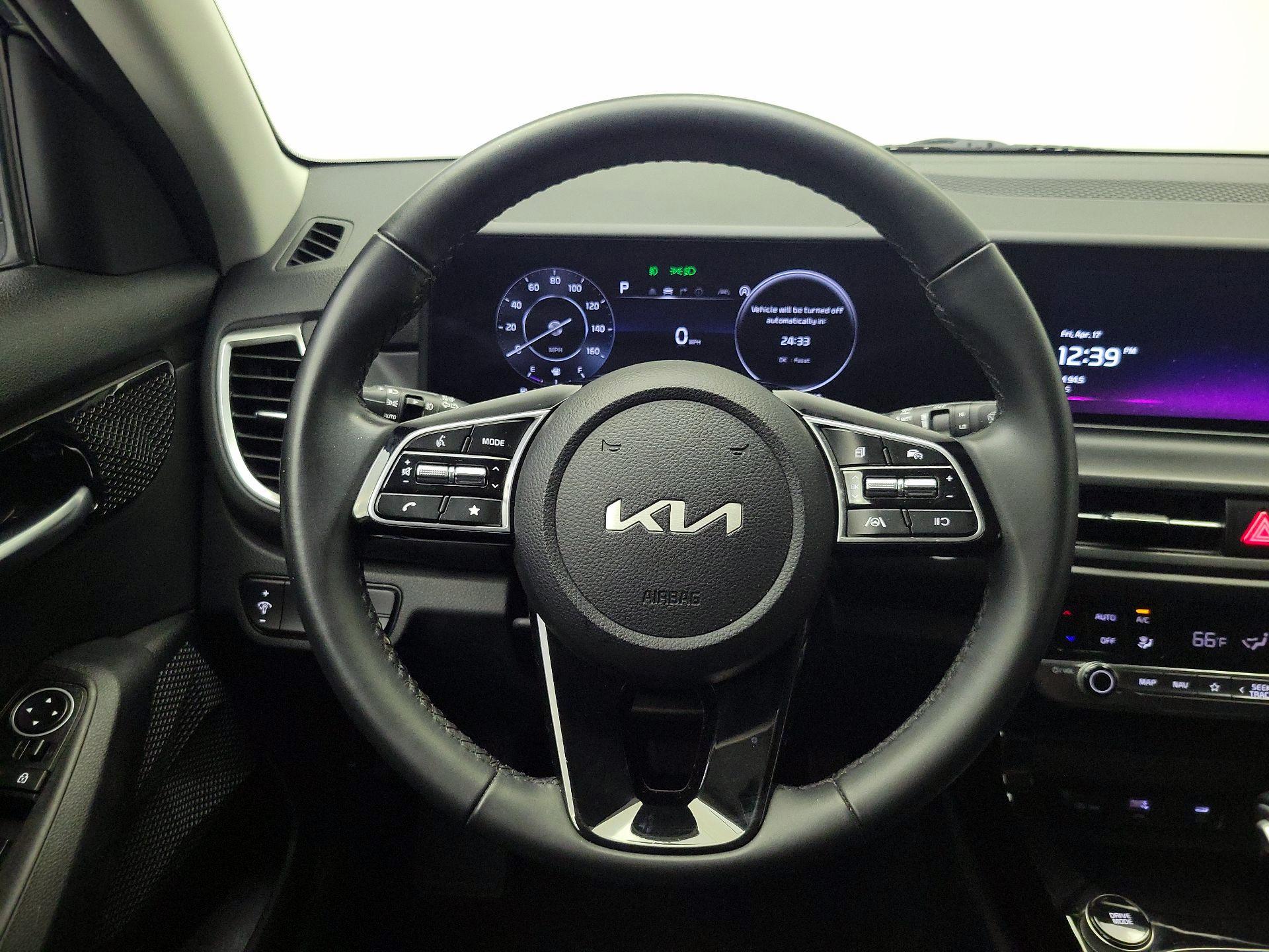 Thumbnail: 2024 Kia Seltos - 10