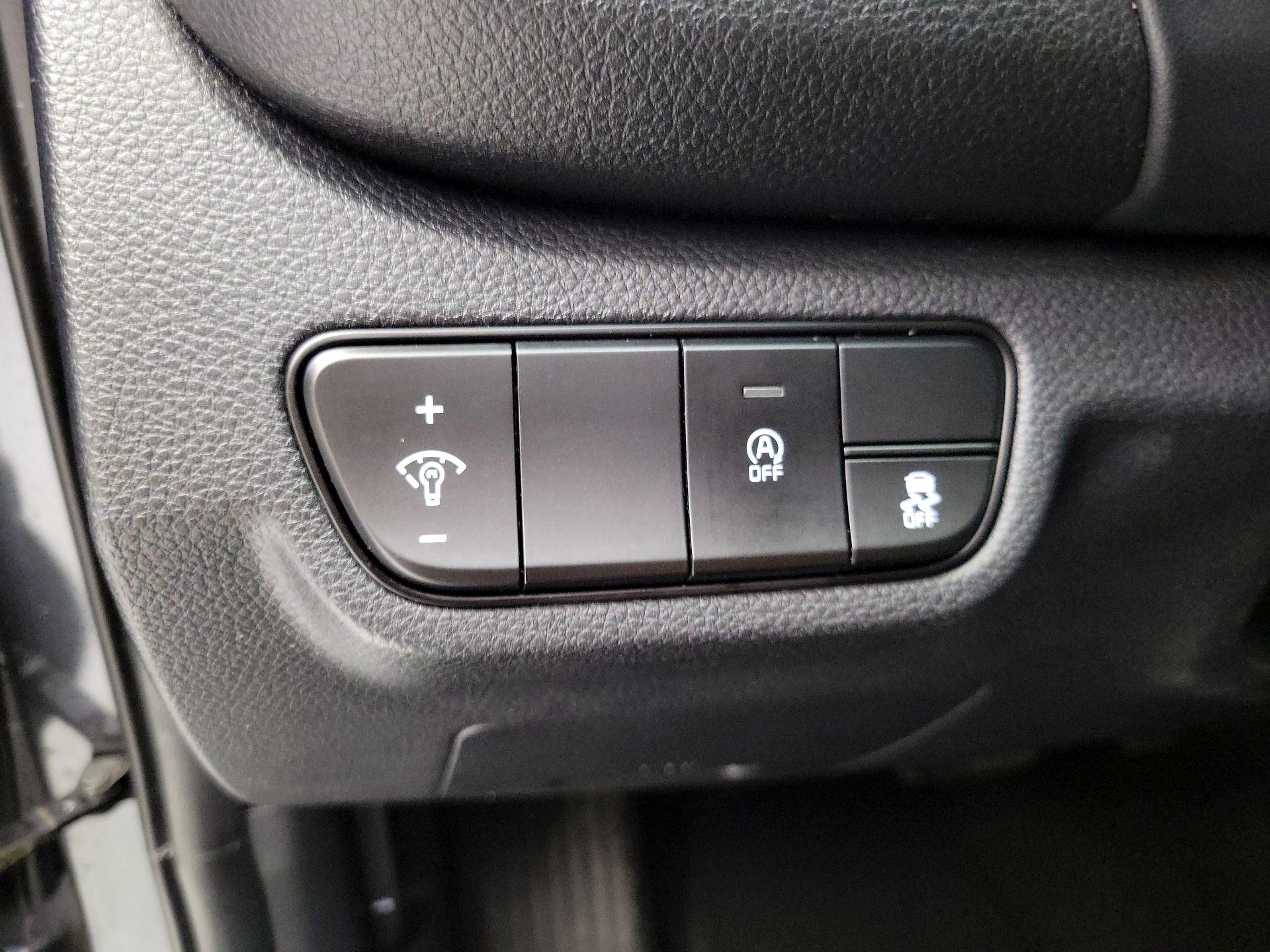 Thumbnail: 2024 Kia Seltos - 13