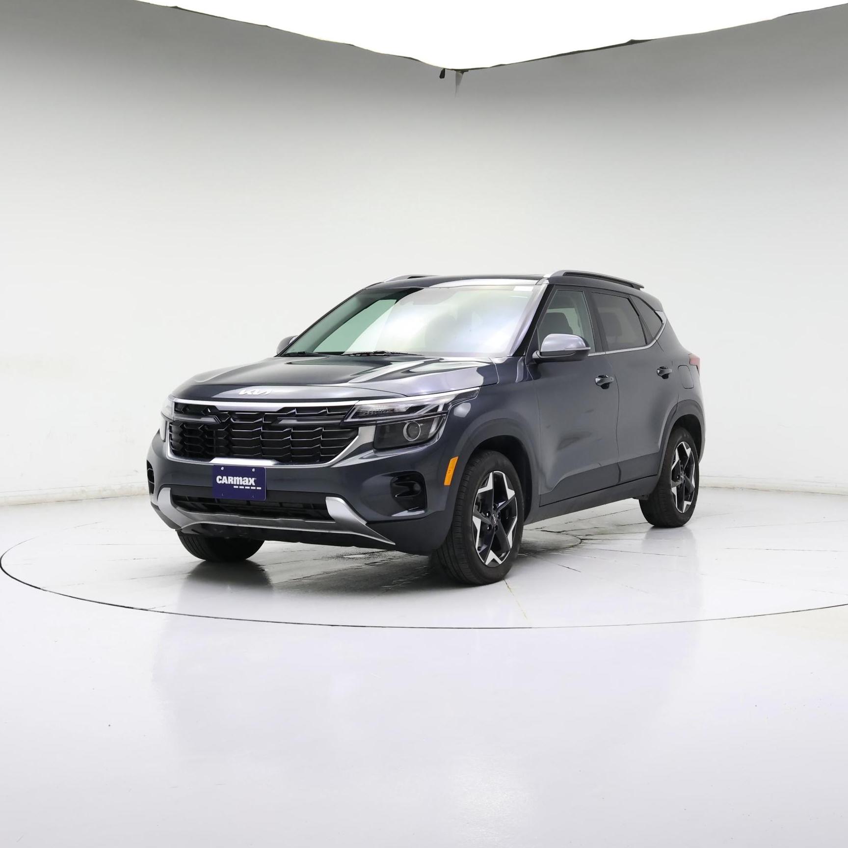 Thumbnail: 2024 Kia Seltos - 4