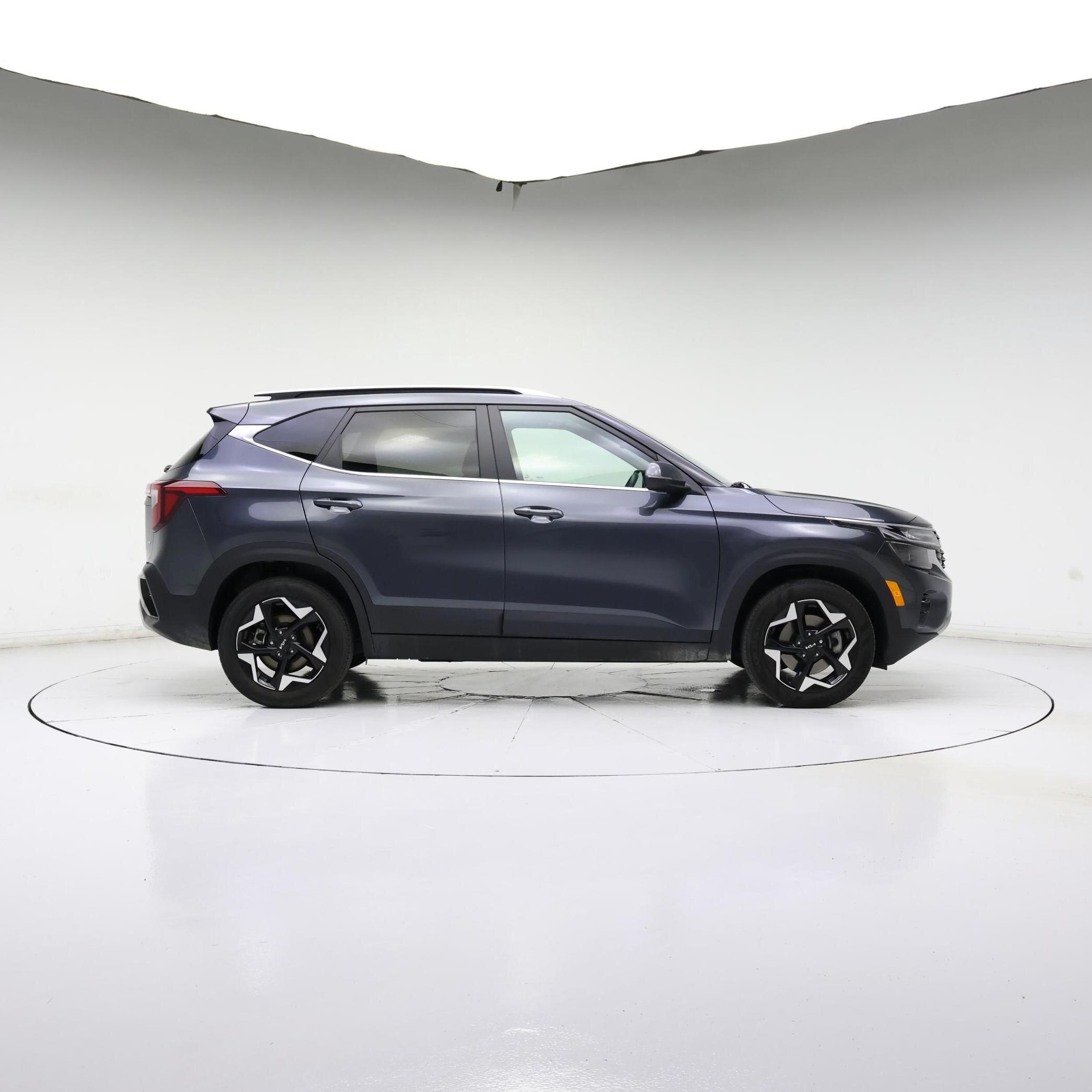 Thumbnail: 2024 Kia Seltos - 7