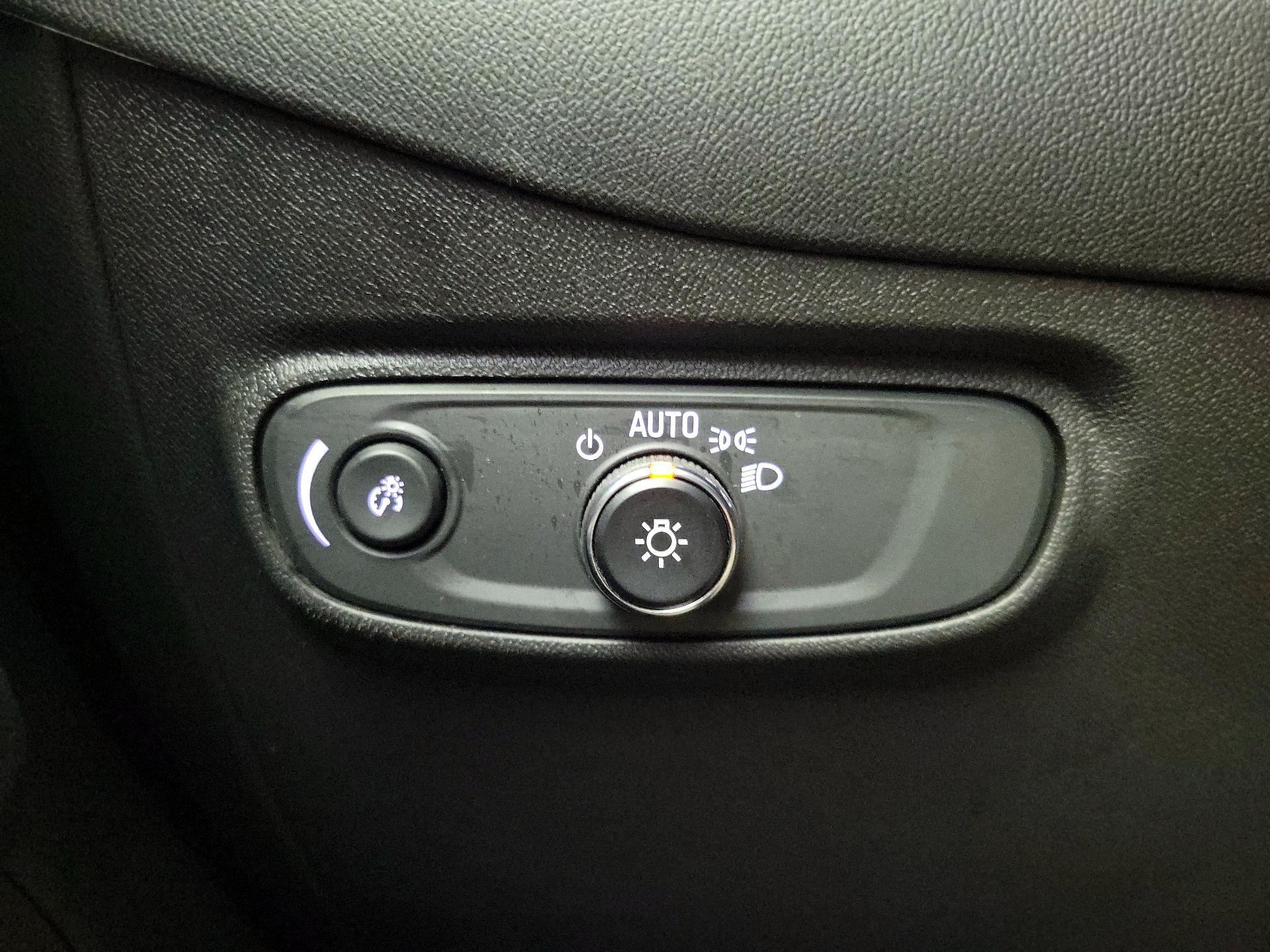 Thumbnail: 2023 Chevrolet Equinox - 13