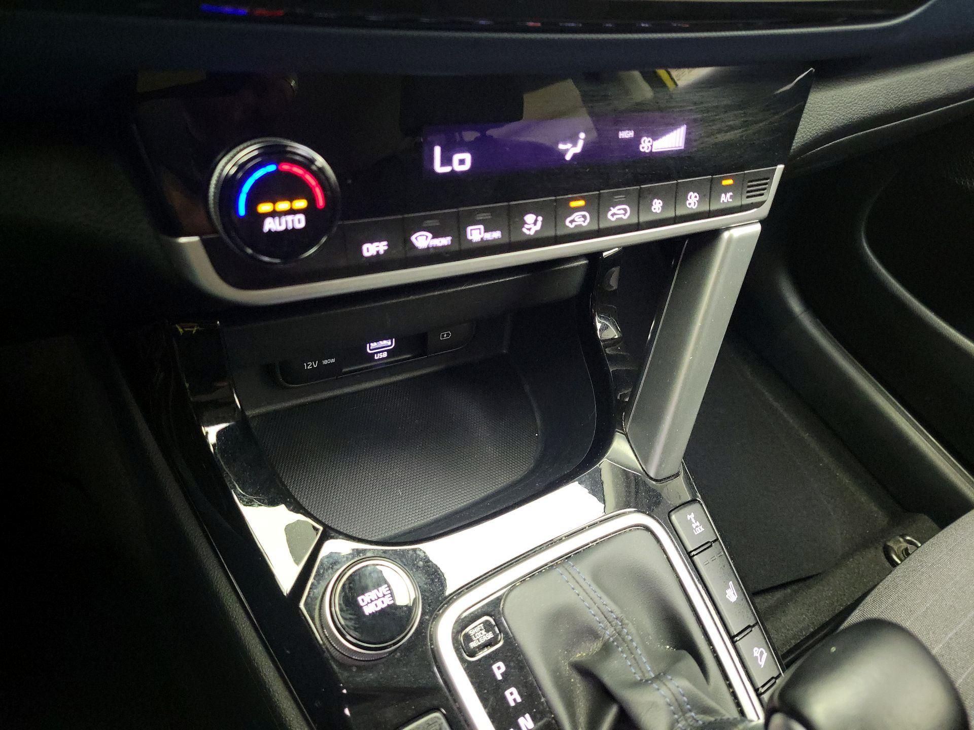 Thumbnail: 2023 Kia Seltos - 17