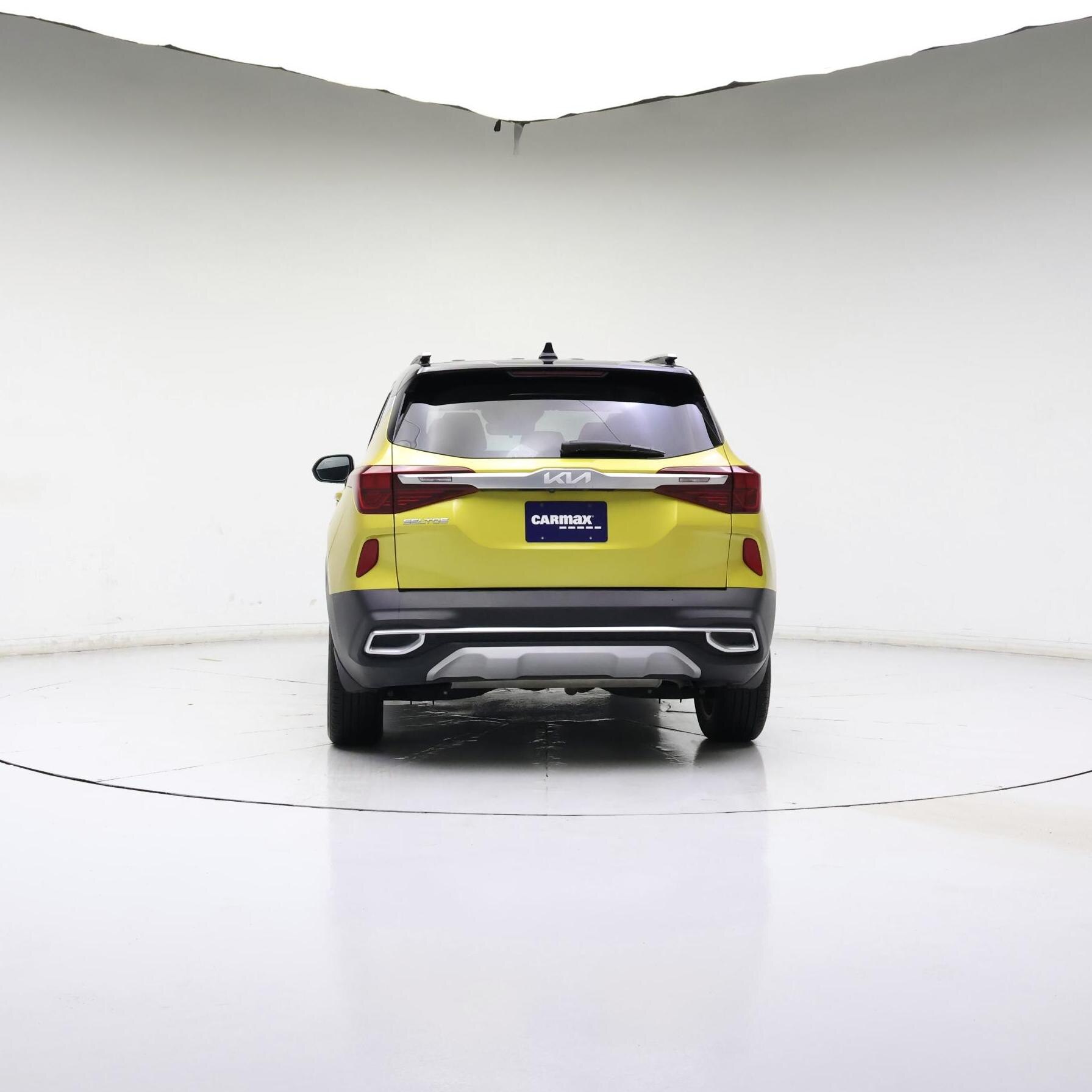 Thumbnail: 2023 Kia Seltos - 6