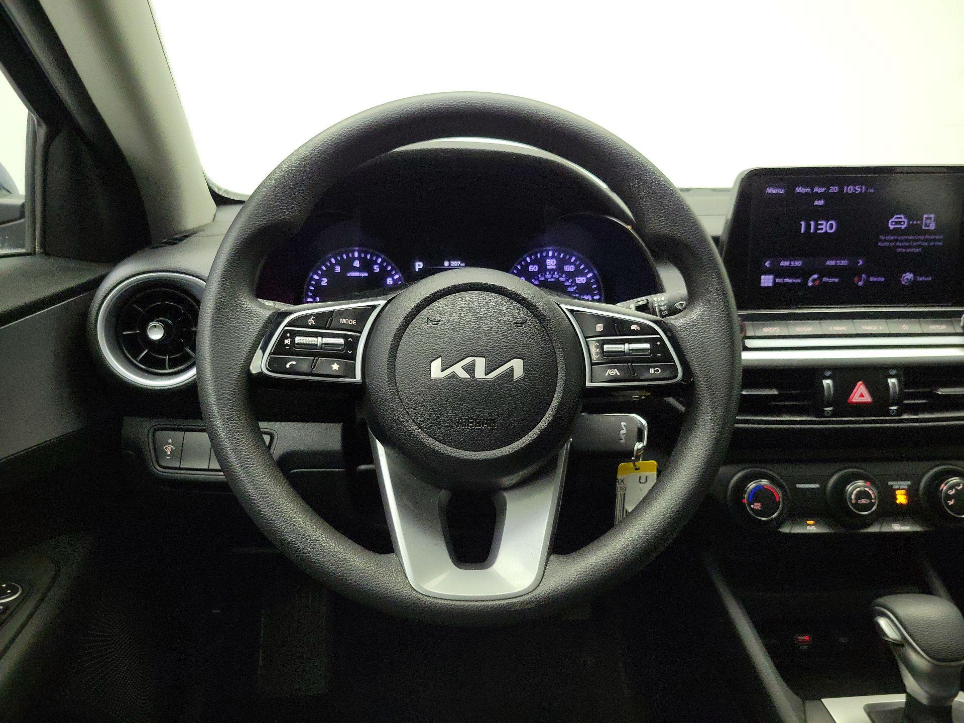 Thumbnail: 2024 Kia Forte - 10