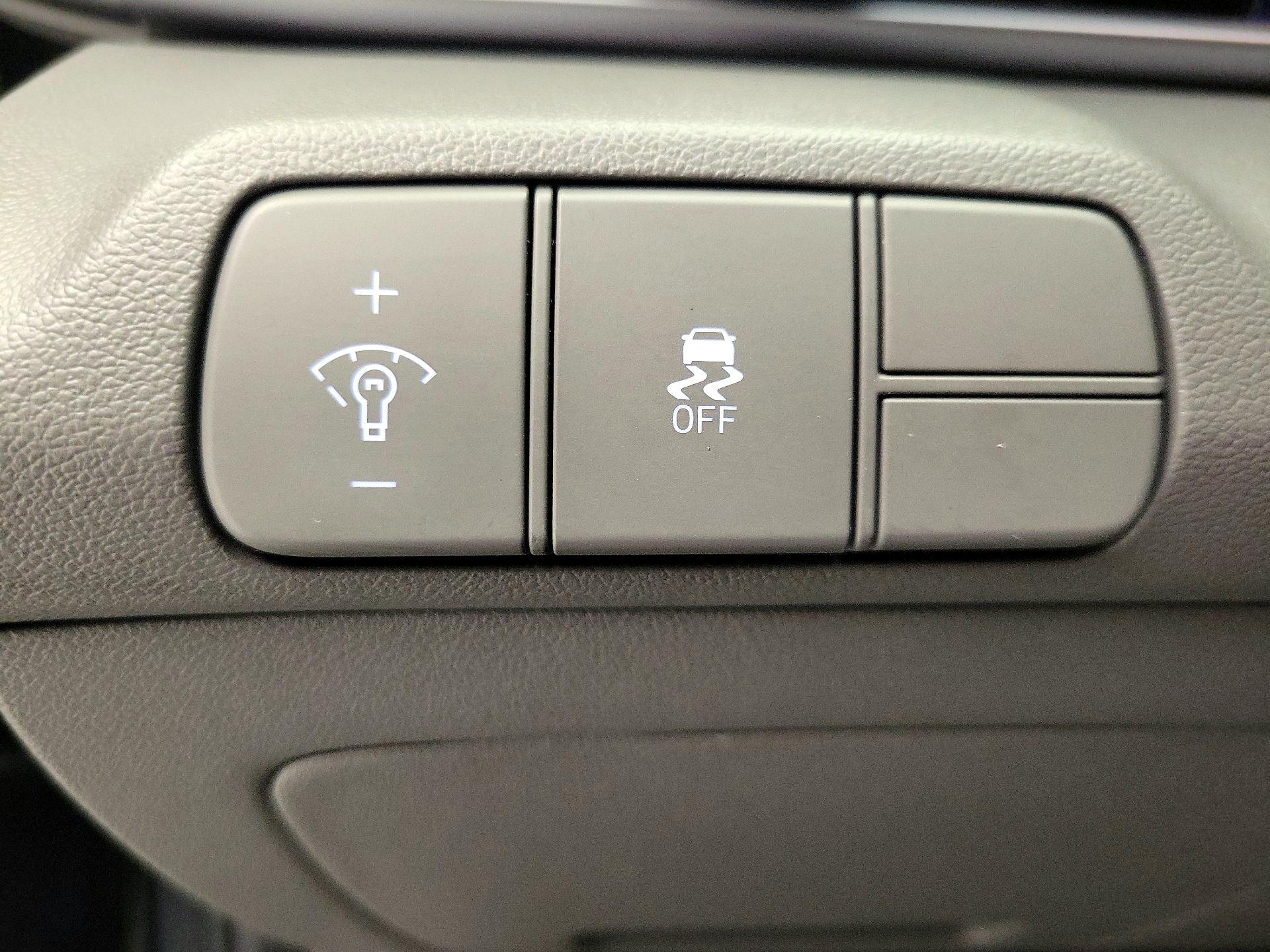 Thumbnail: 2024 Hyundai Elantra - 13