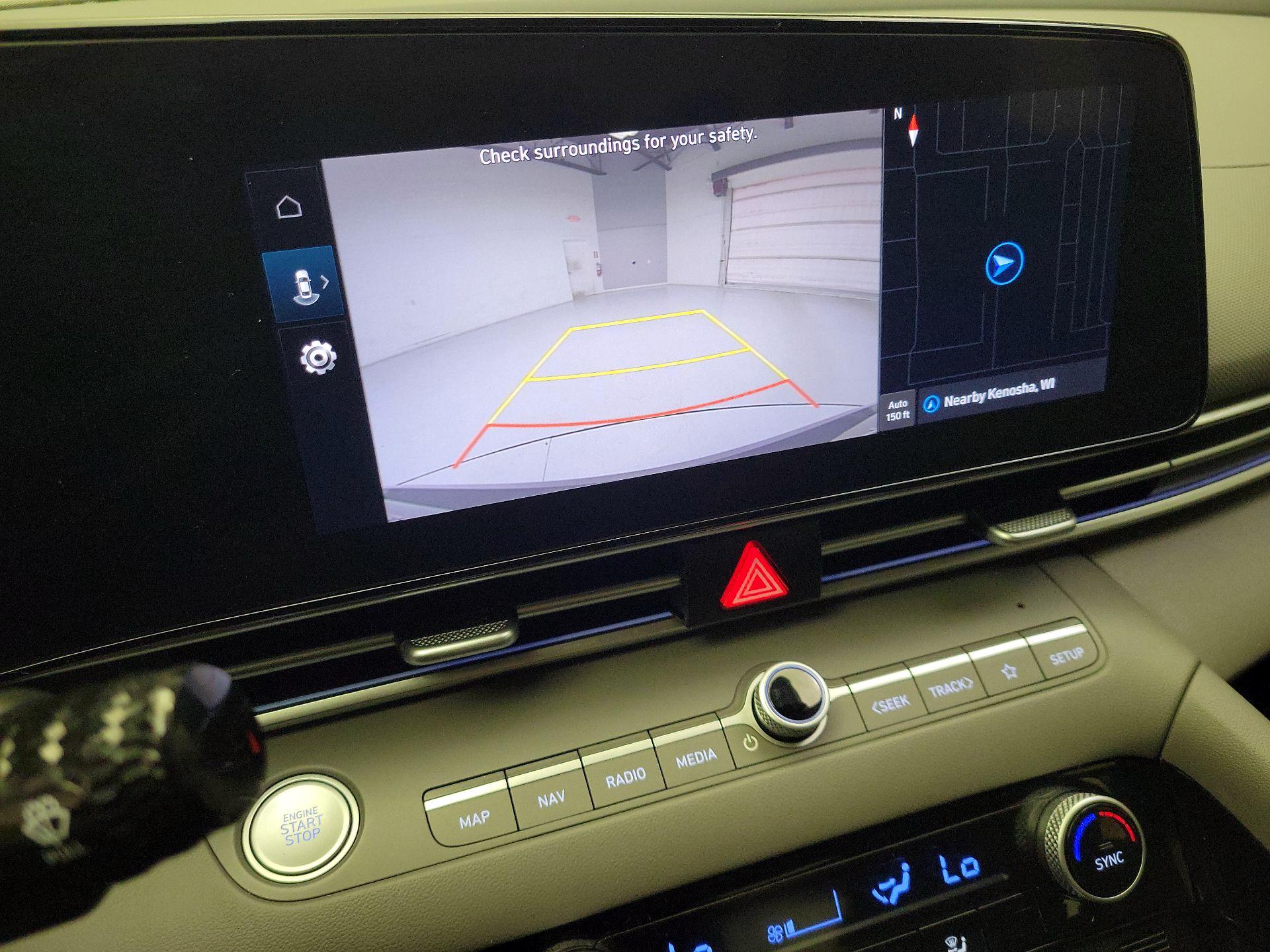 Thumbnail: 2024 Hyundai Elantra - 15