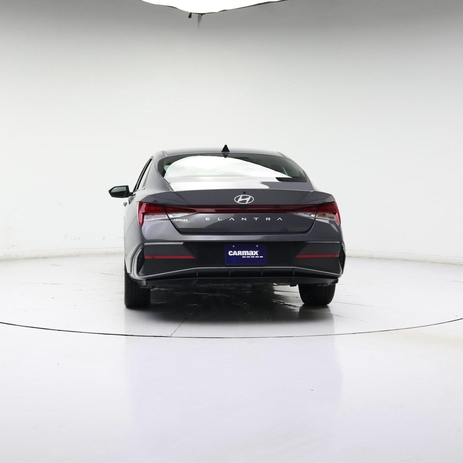 Thumbnail: 2024 Hyundai Elantra - 6