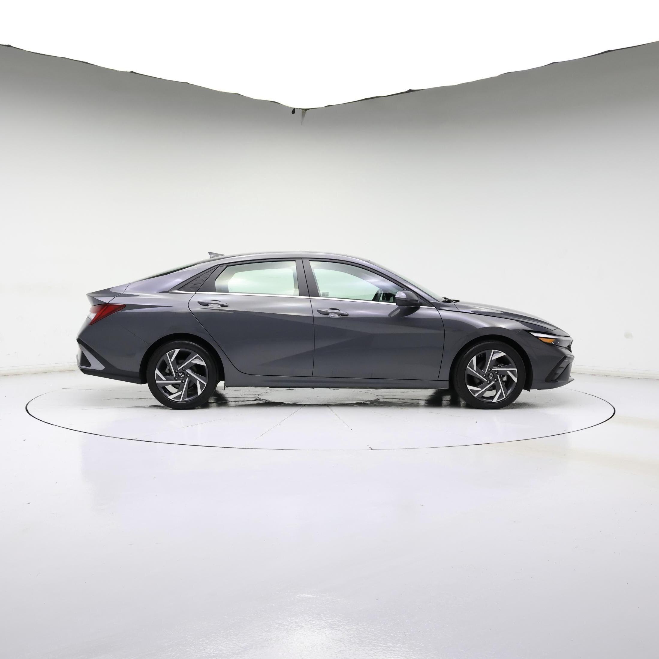 Thumbnail: 2024 Hyundai Elantra - 7