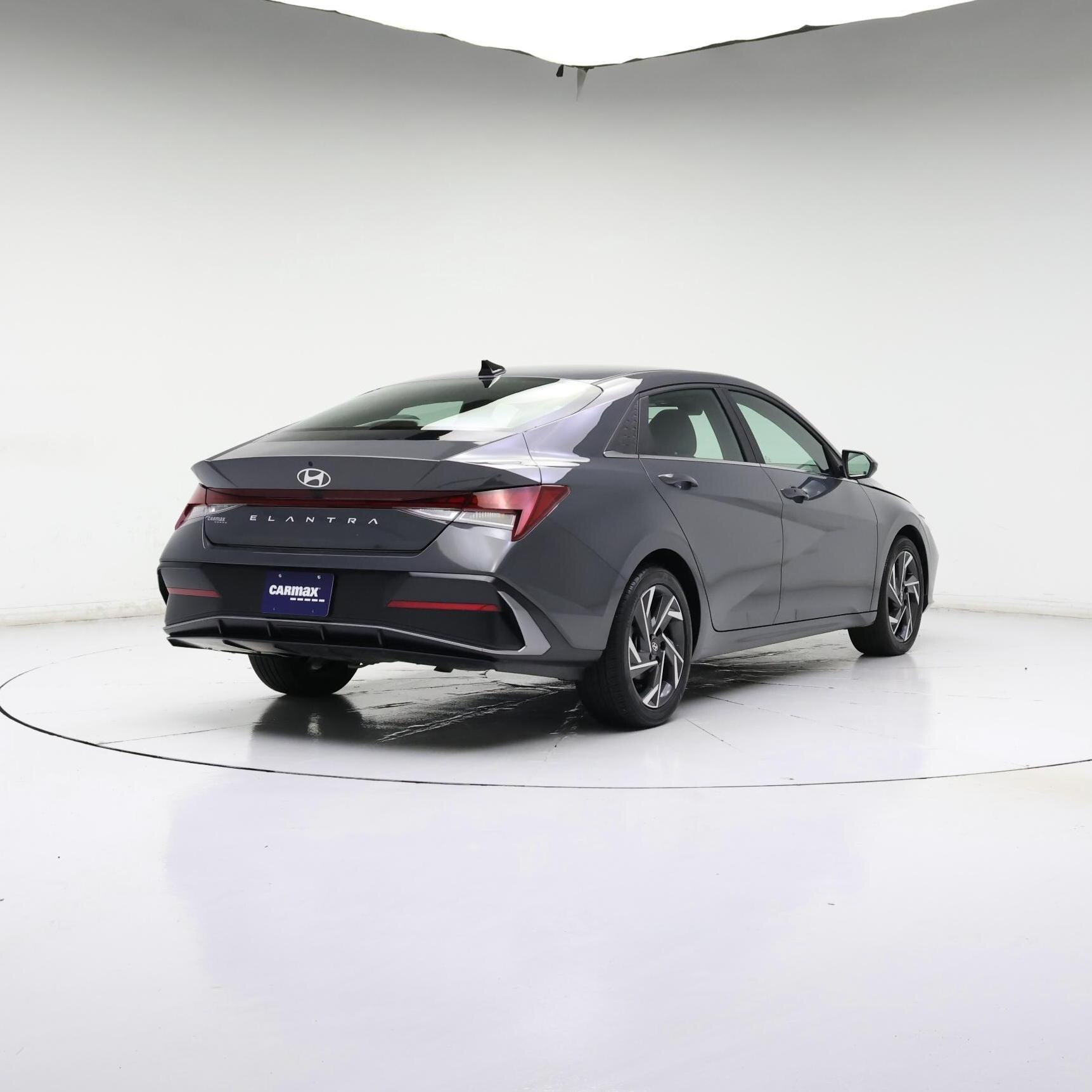 Thumbnail: 2024 Hyundai Elantra - 8