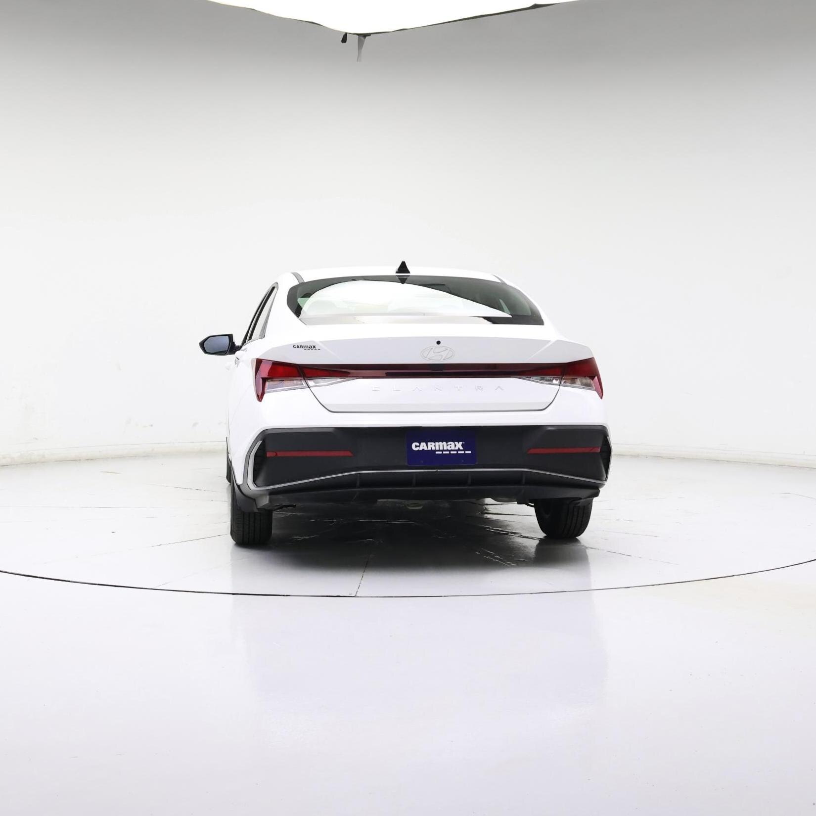 Thumbnail: 2024 Hyundai Elantra - 6