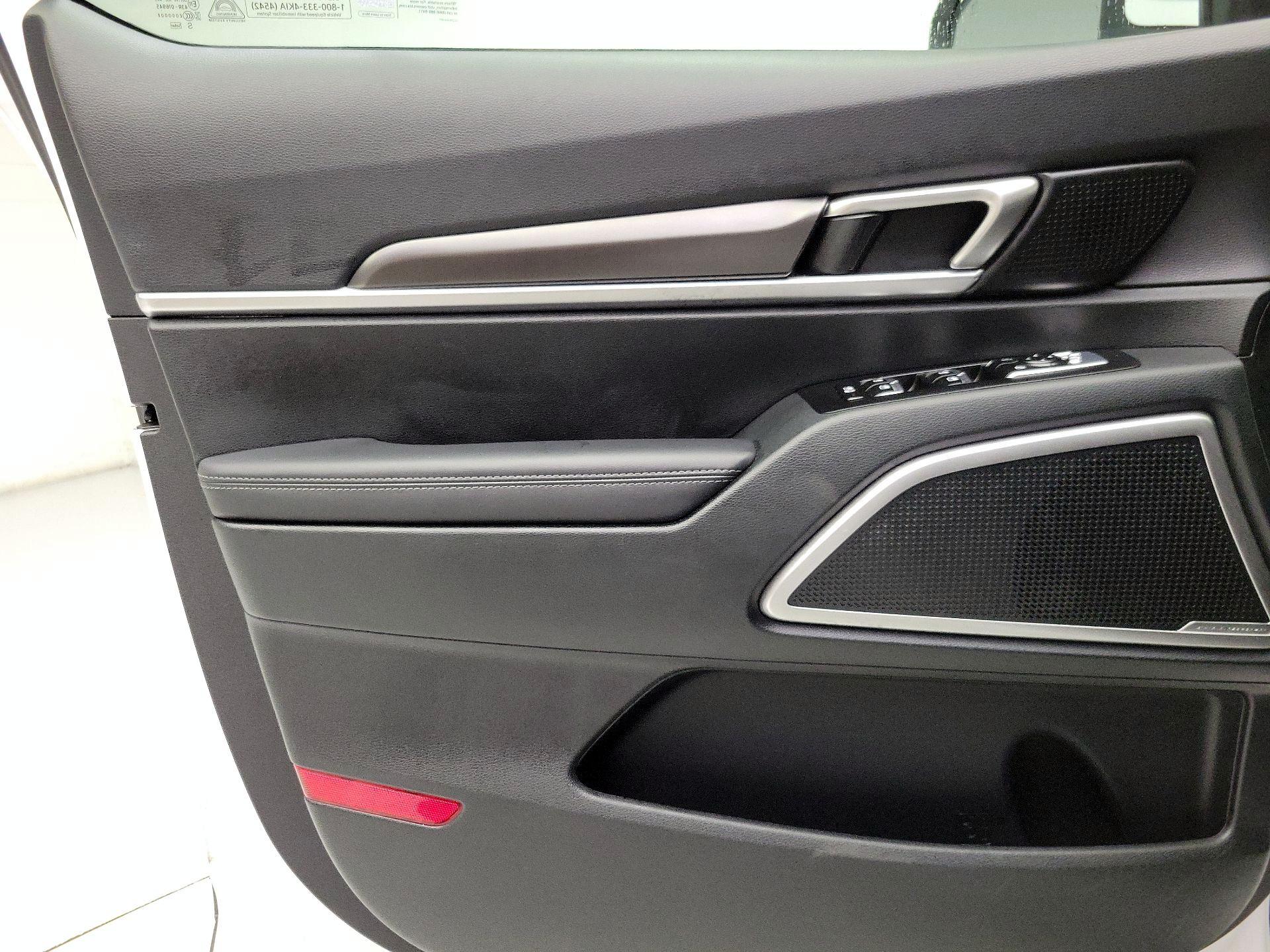 Thumbnail: 2025 Kia Telluride - 12