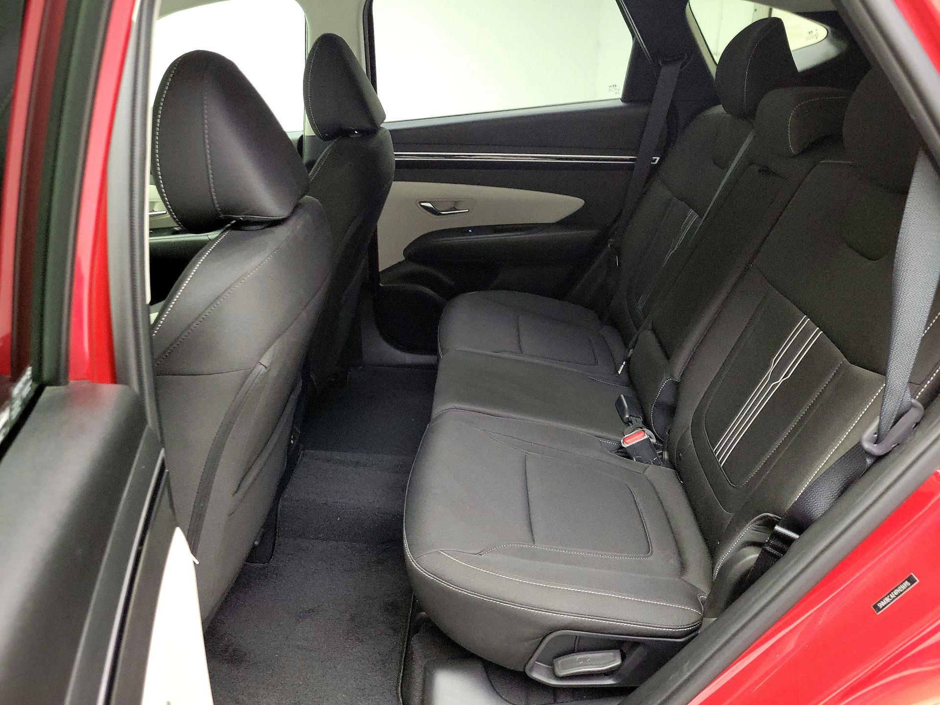 Thumbnail: 2023 Hyundai Tucson - 19