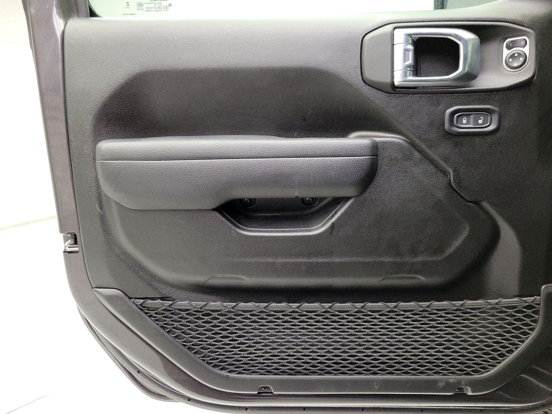 Thumbnail: 2024 Jeep Wrangler - 12