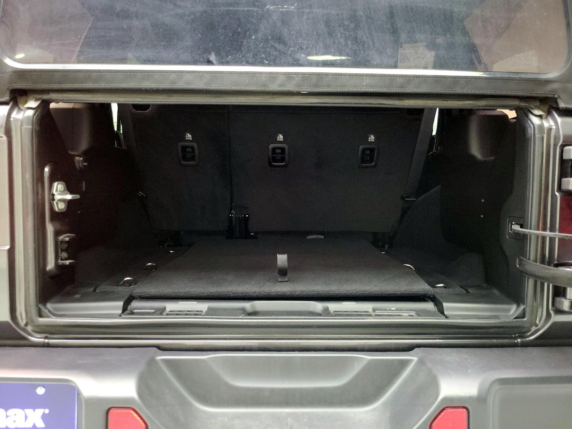 Thumbnail: 2024 Jeep Wrangler - 20