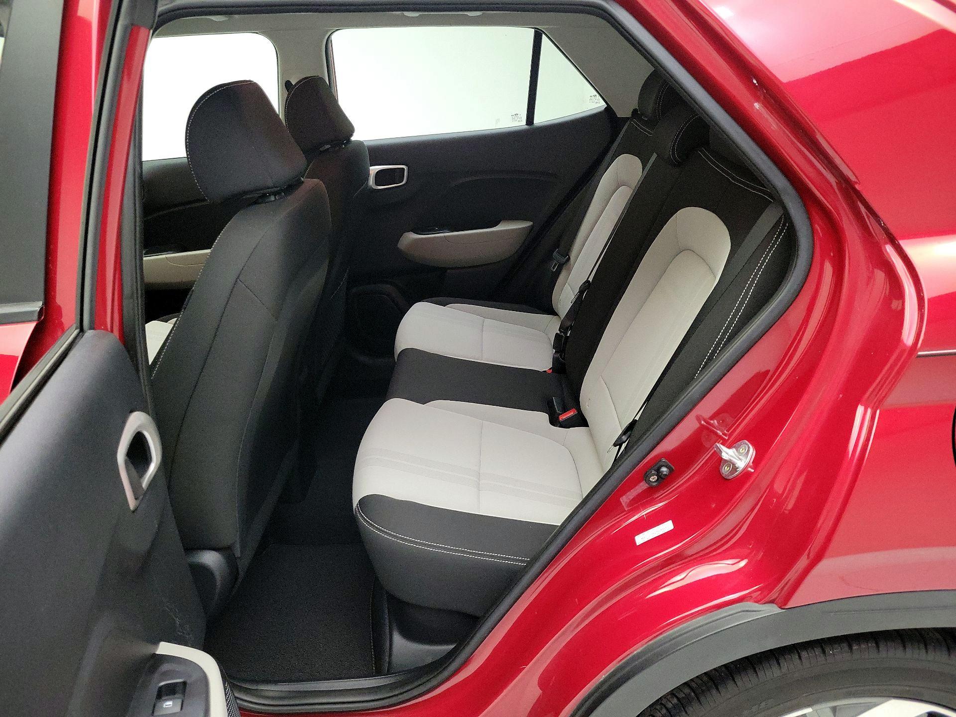 Thumbnail: 2023 Hyundai Venue - 20