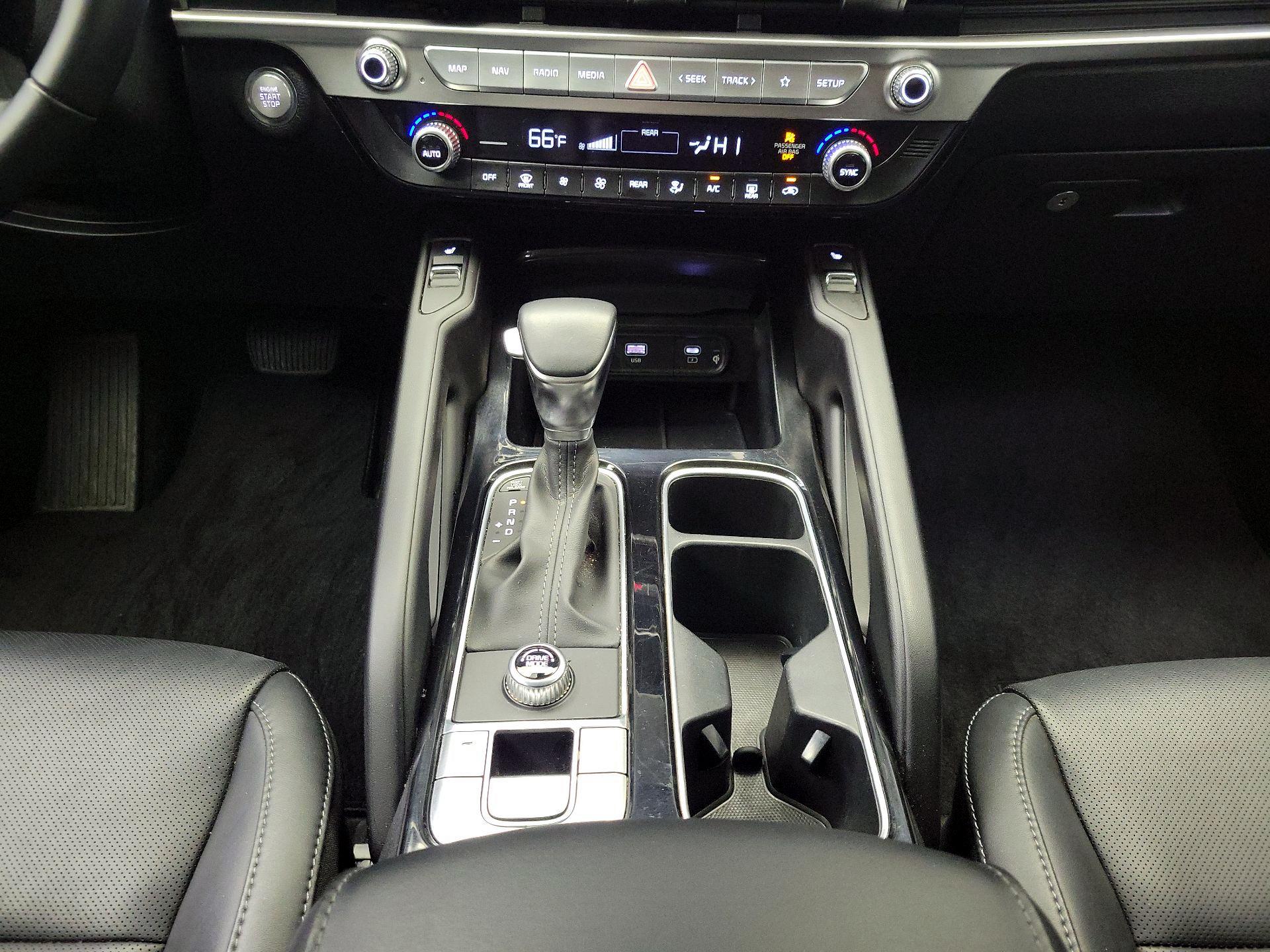 Thumbnail: 2025 Kia Telluride - 18