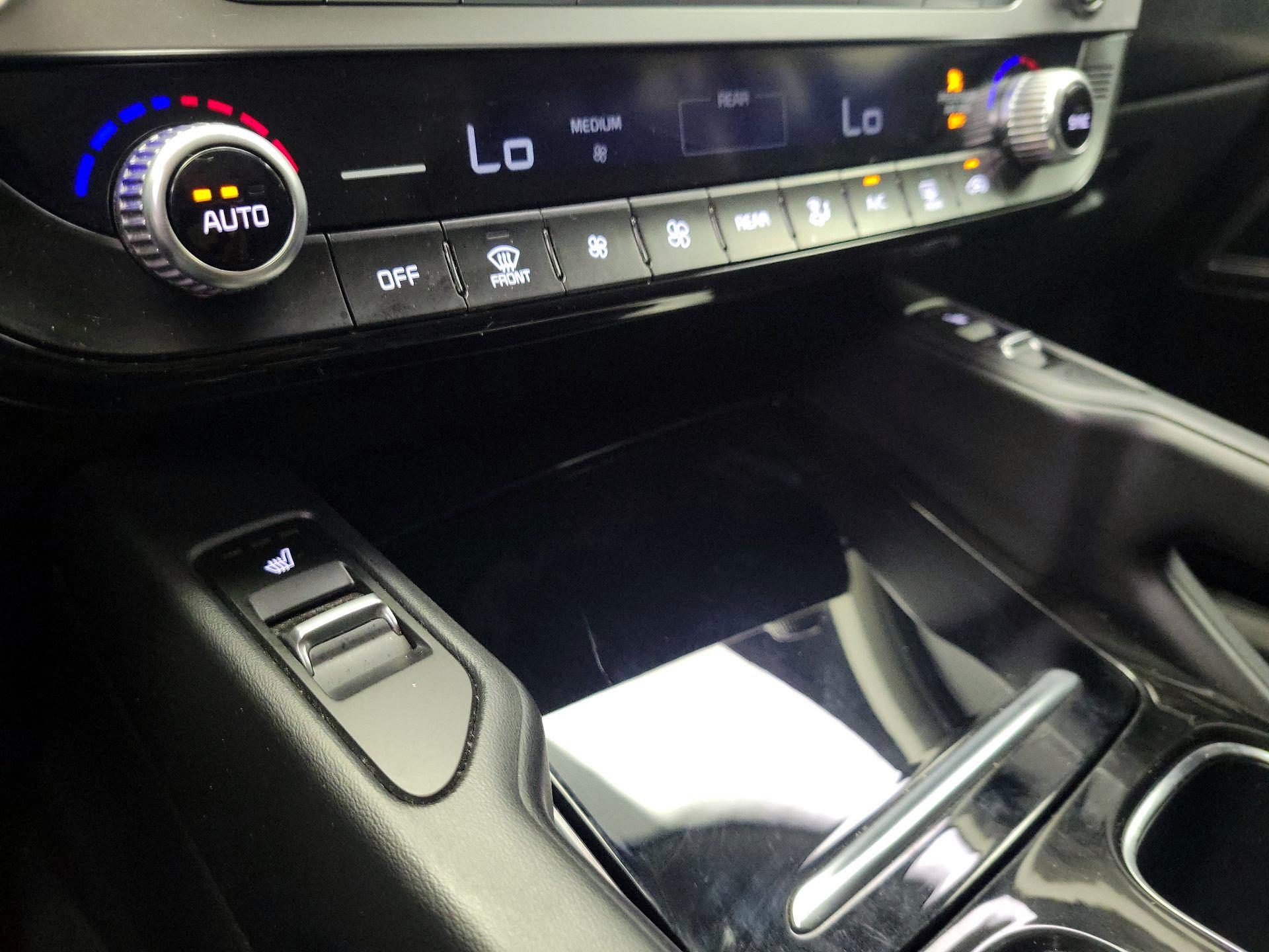 Thumbnail: 2023 Kia Telluride - 17