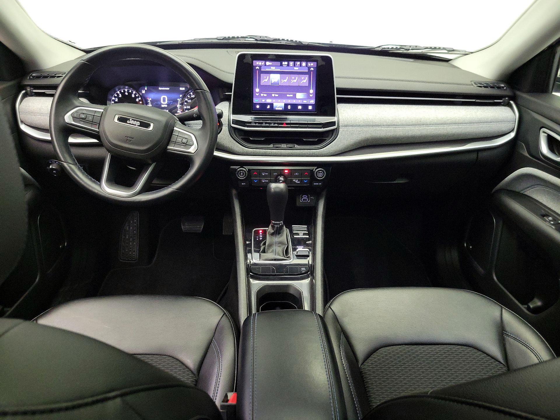 Thumbnail: 2022 Jeep Compass - 9