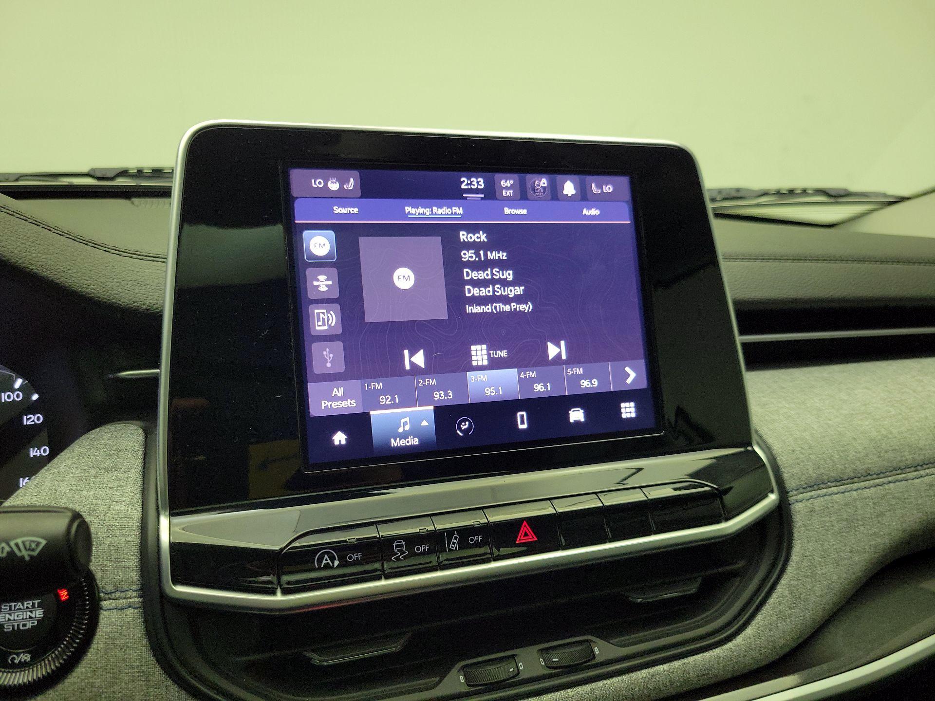 Thumbnail: 2022 Jeep Compass - 15