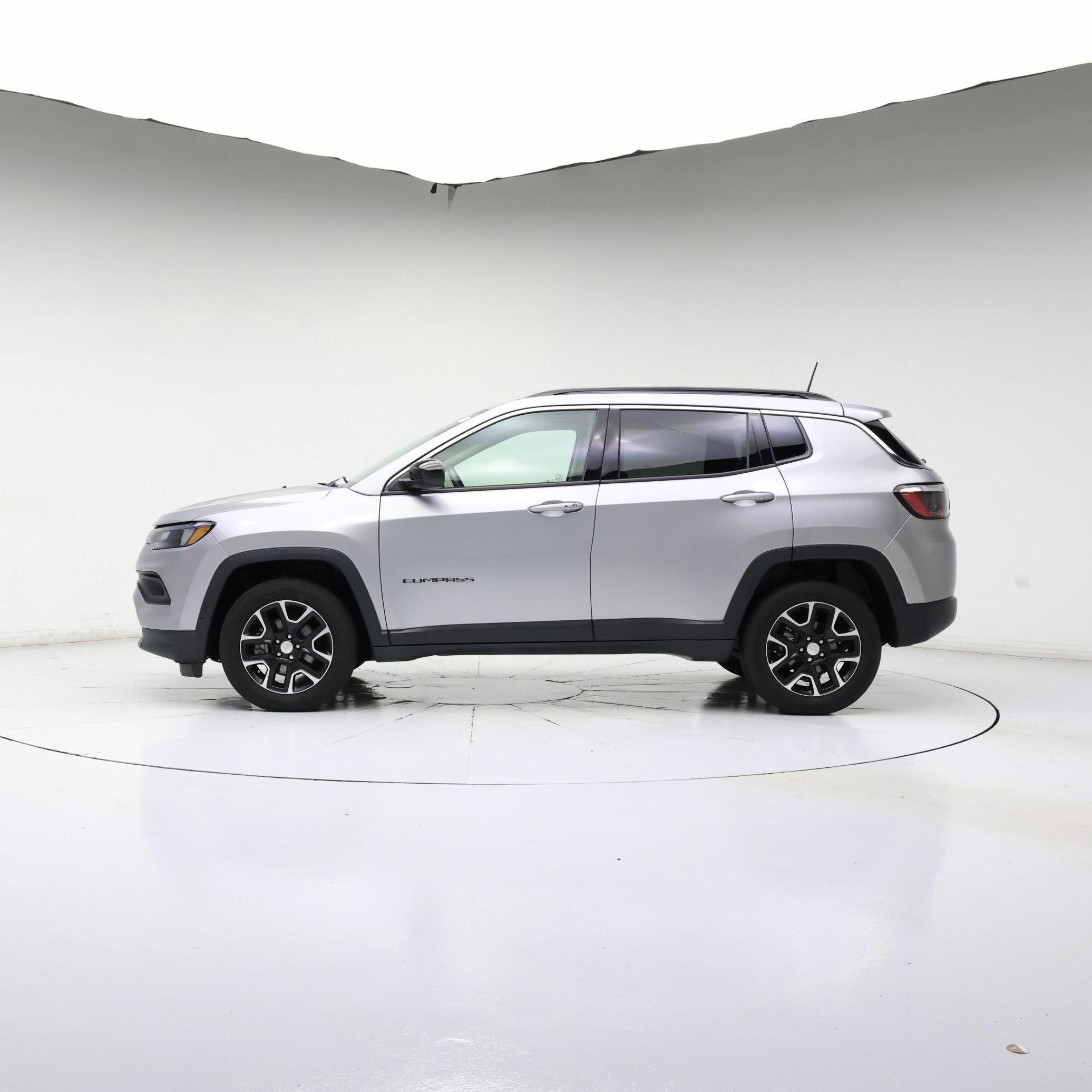 Thumbnail: 2022 Jeep Compass - 7