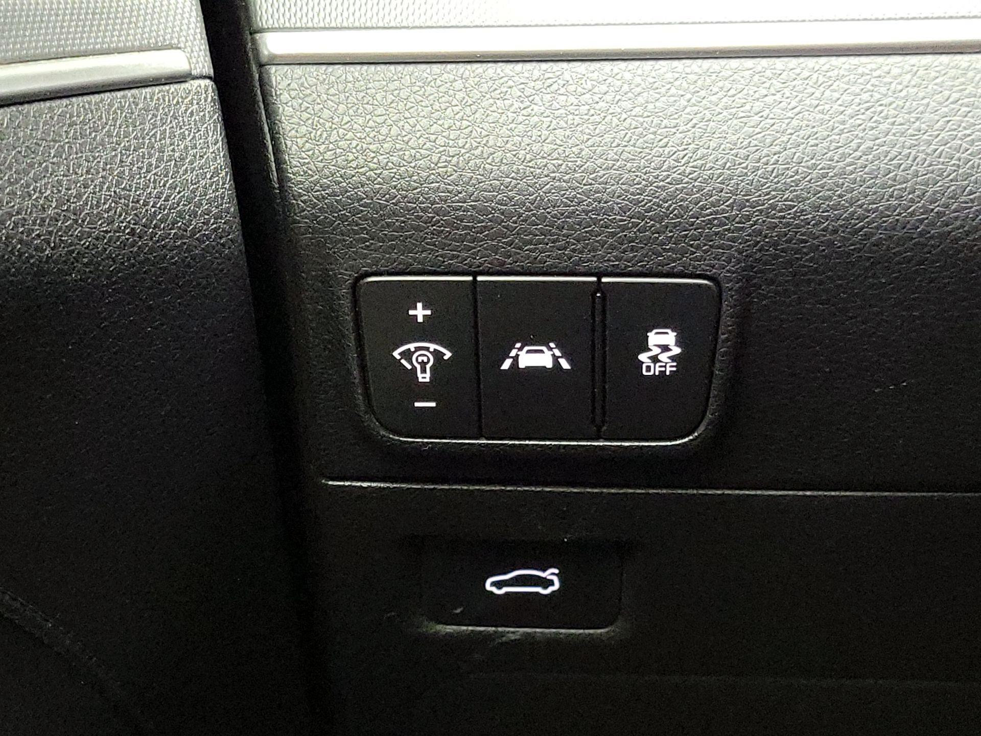 Thumbnail: 2024 Kia K5 - 13