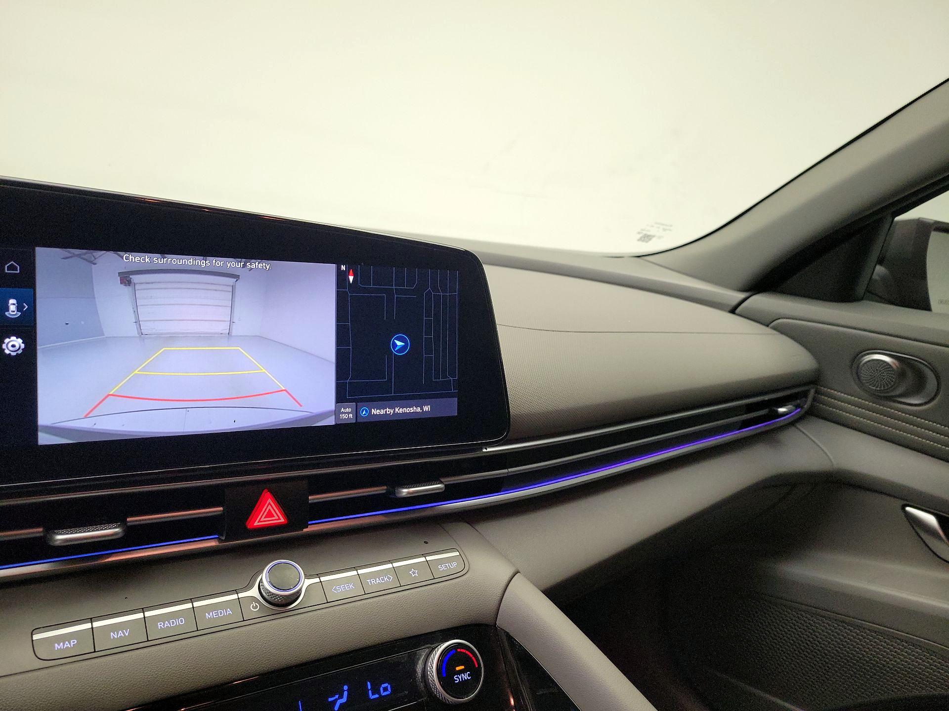 Thumbnail: 2025 Hyundai Elantra - 15
