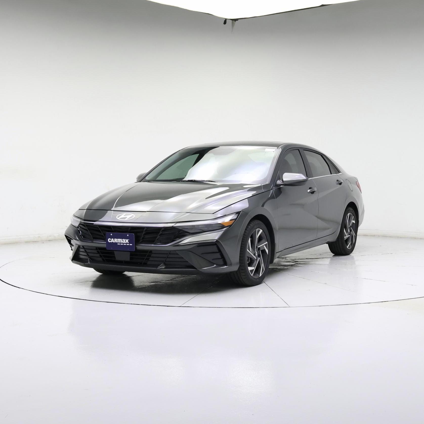 Thumbnail: 2025 Hyundai Elantra - 4