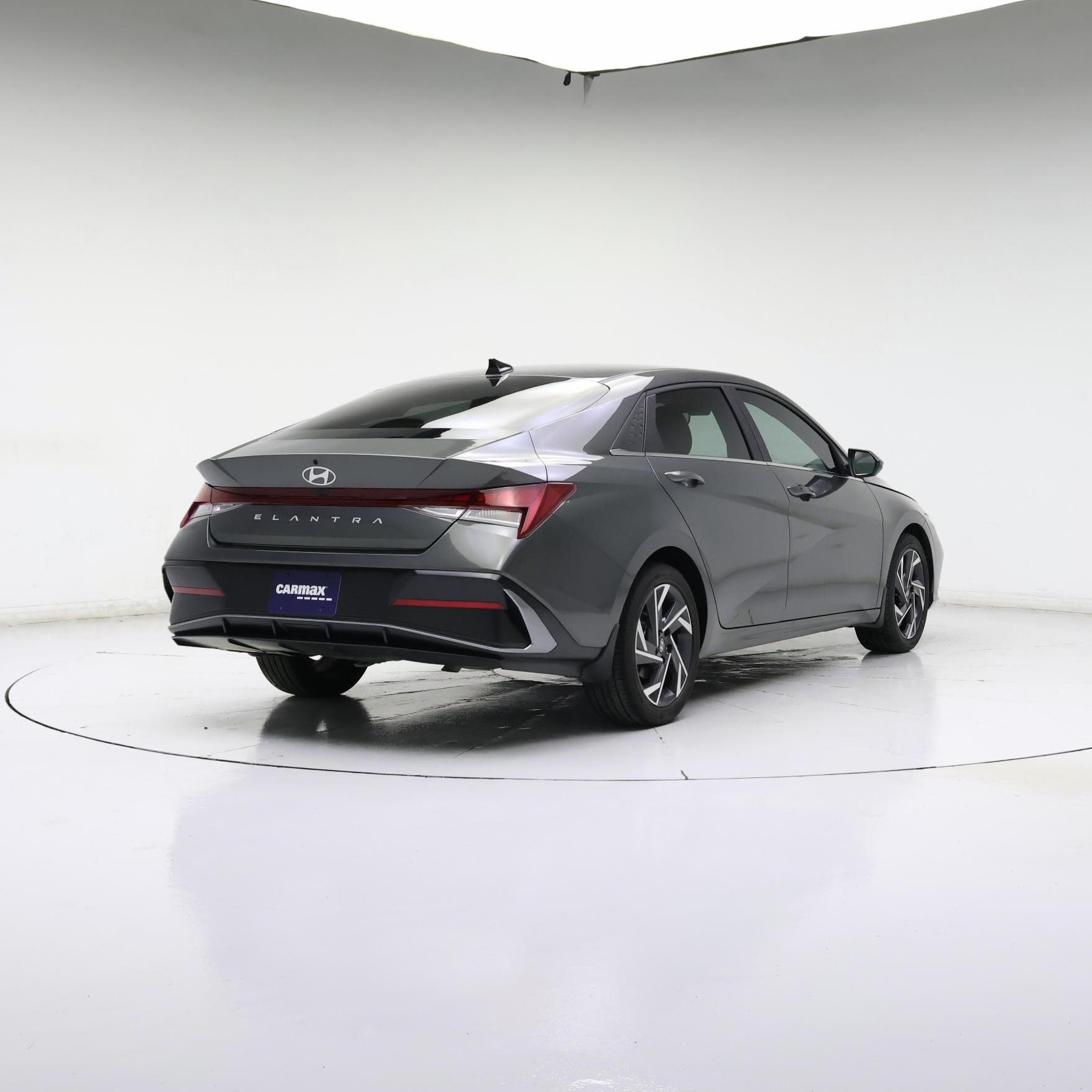 Thumbnail: 2025 Hyundai Elantra - 8