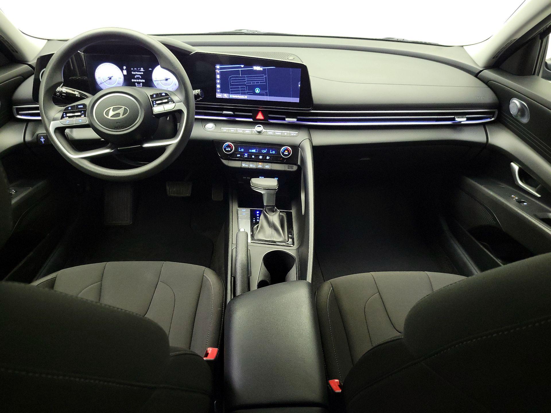 Thumbnail: 2024 Hyundai Elantra - 9