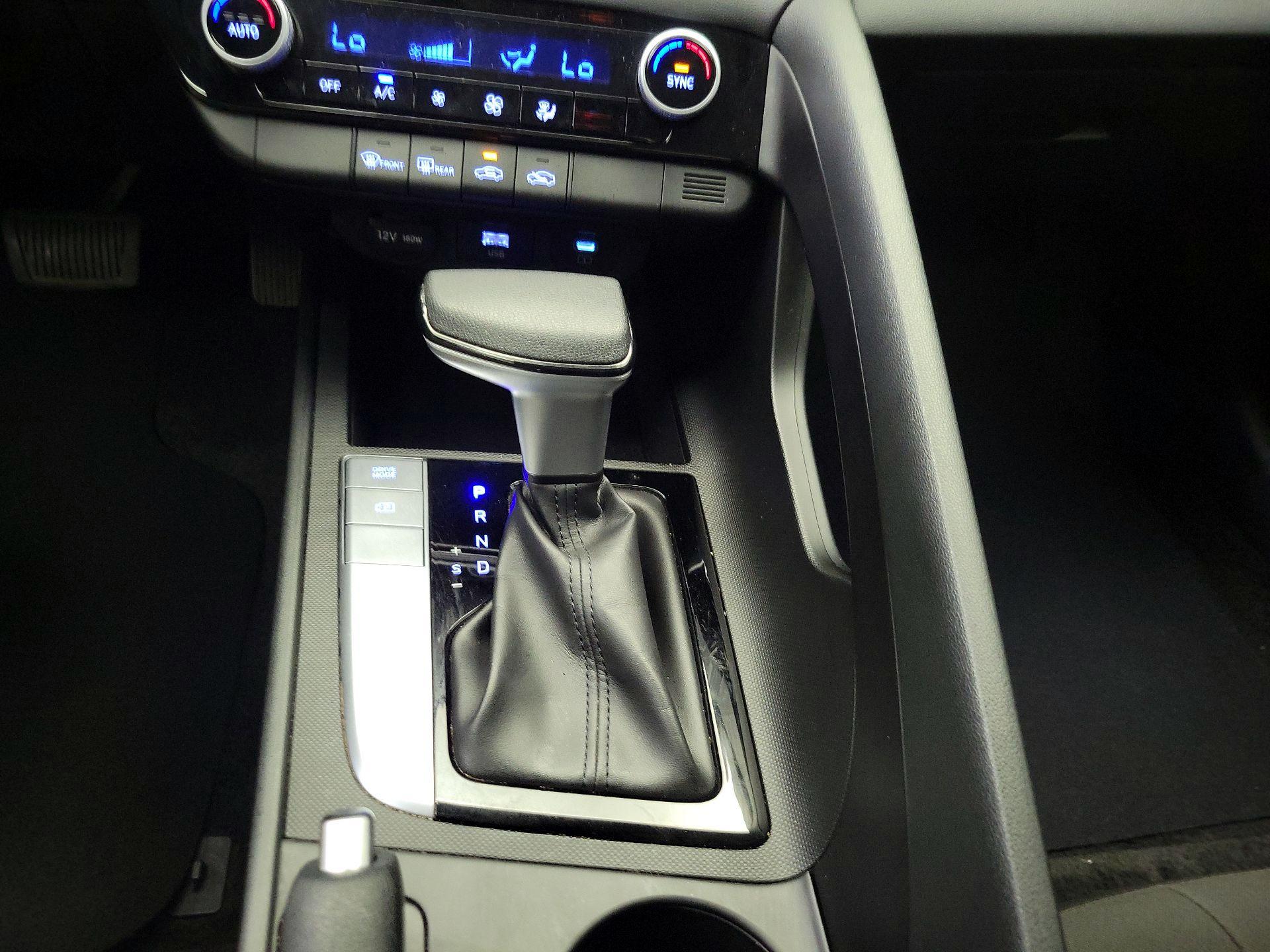 Thumbnail: 2024 Hyundai Elantra - 18