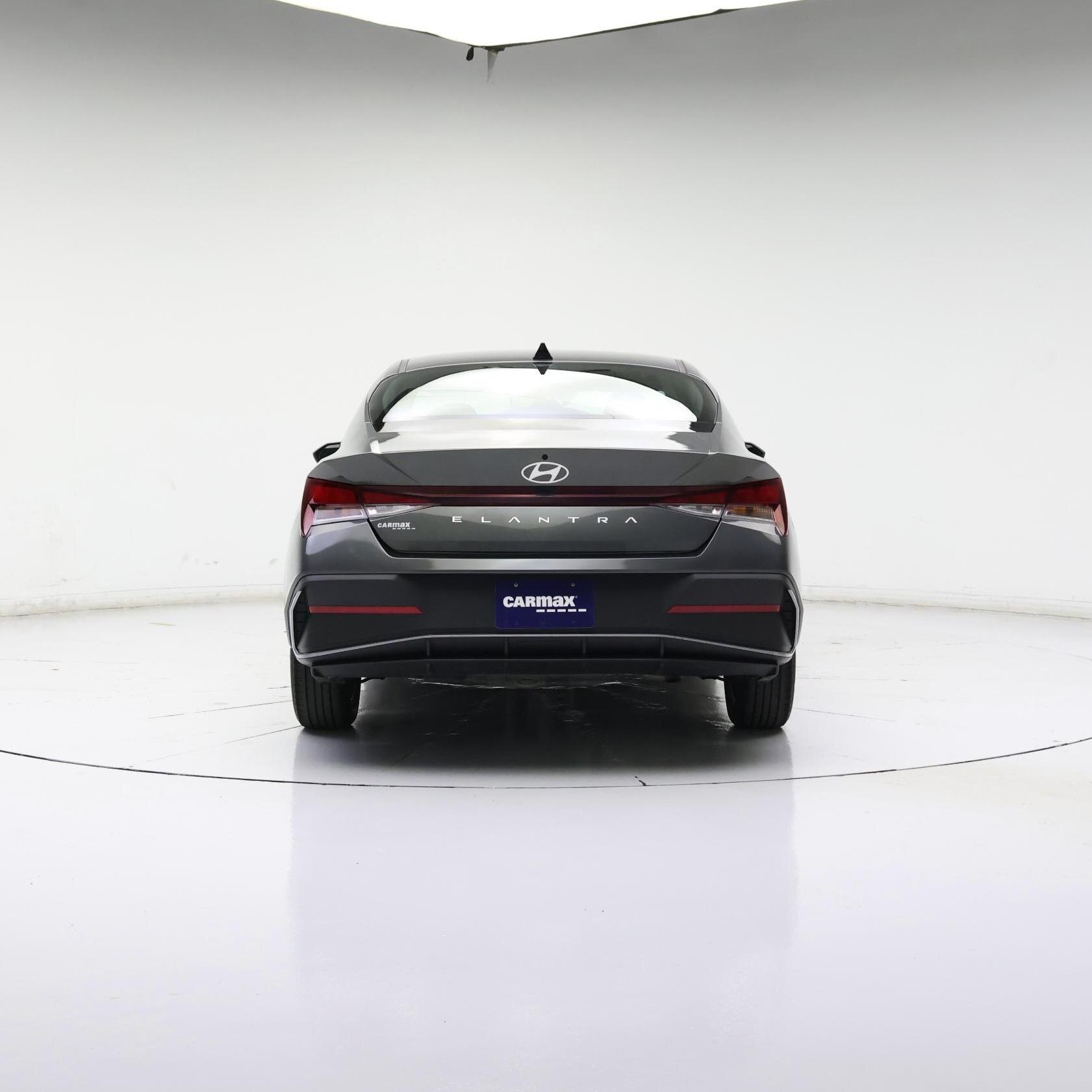 Thumbnail: 2024 Hyundai Elantra - 6