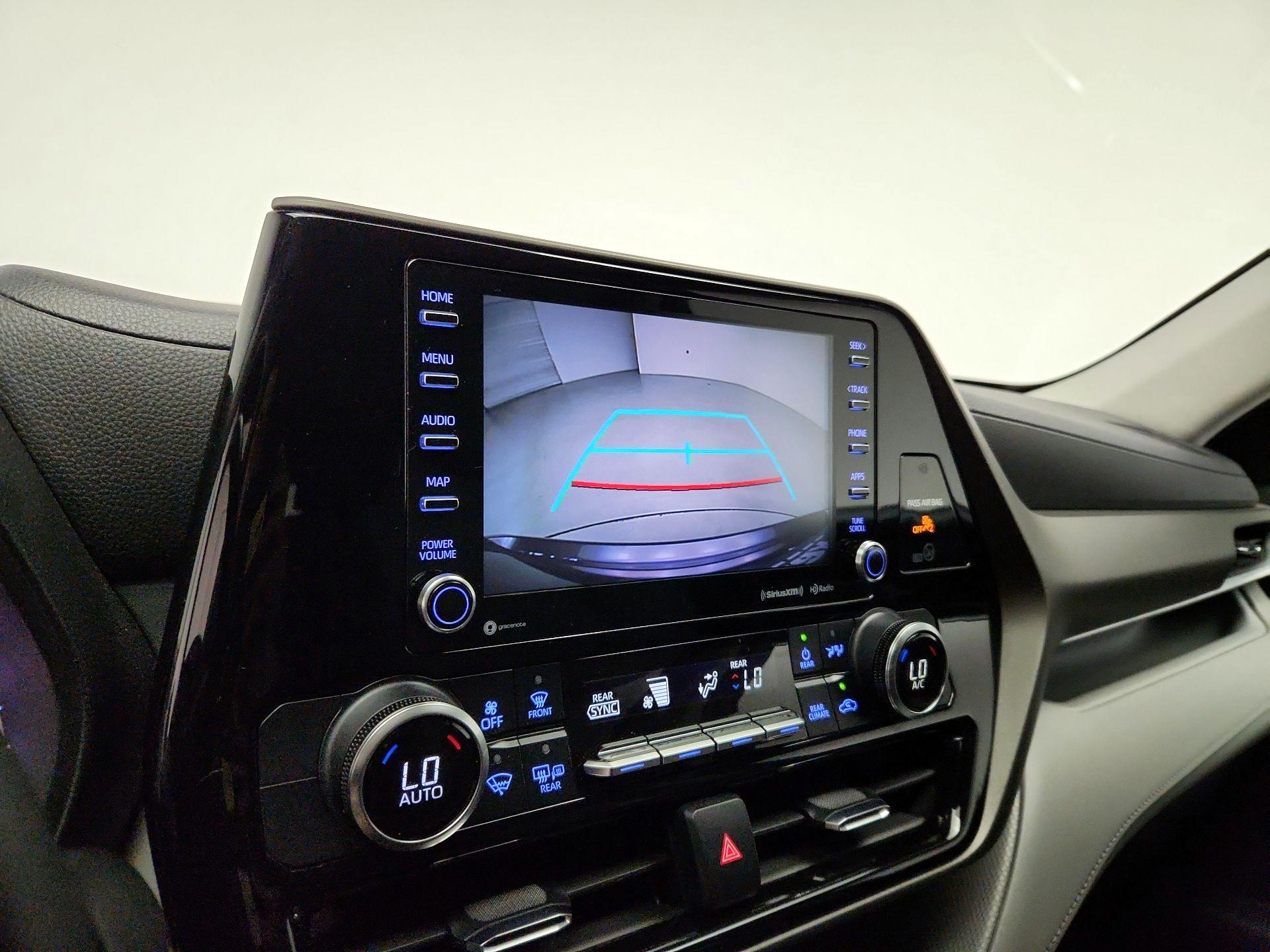 Thumbnail: 2021 Toyota Highlander - 14