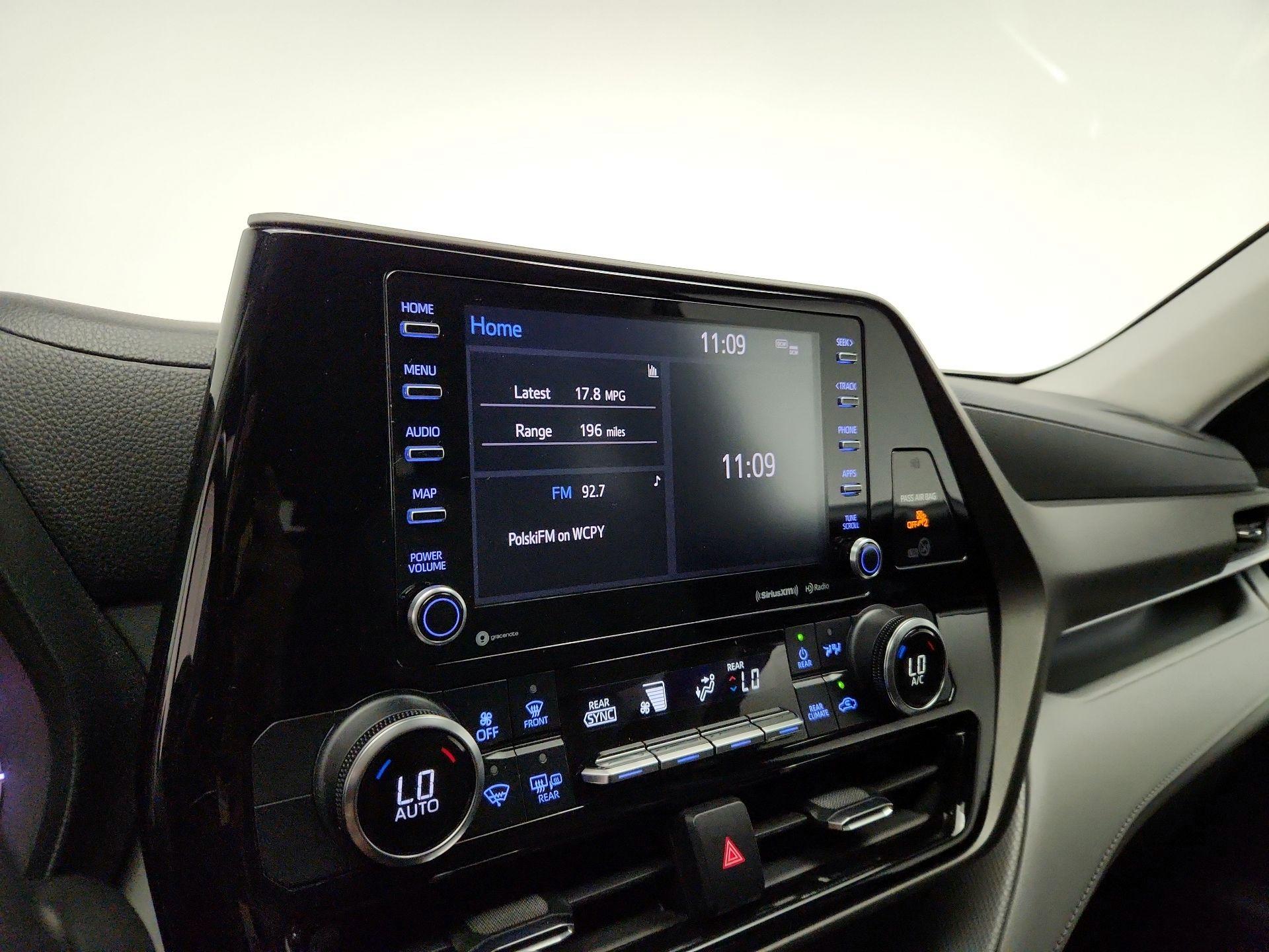 Thumbnail: 2021 Toyota Highlander - 15