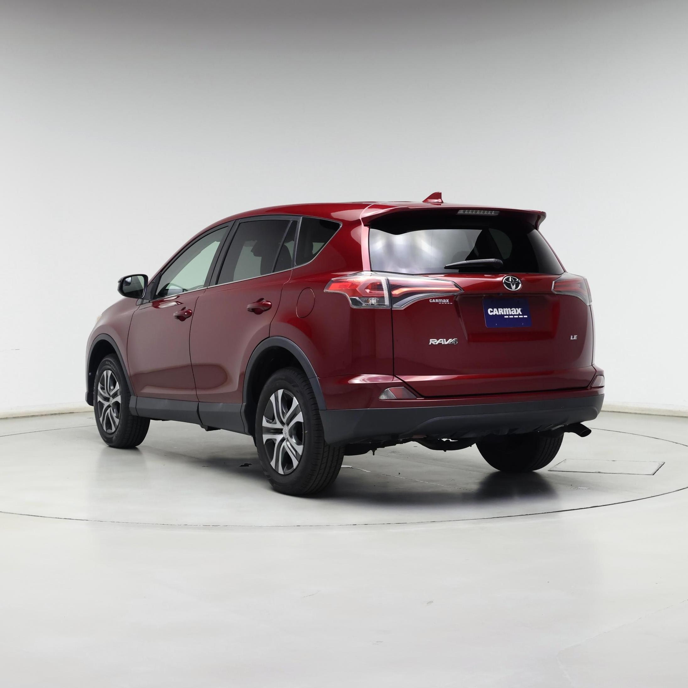 Thumbnail: 2018 Toyota RAV4 - 2