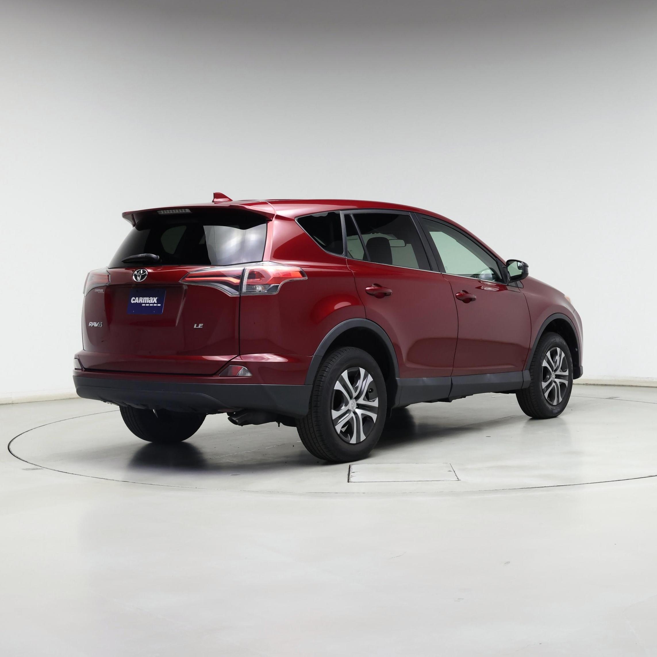 Thumbnail: 2018 Toyota RAV4 - 8