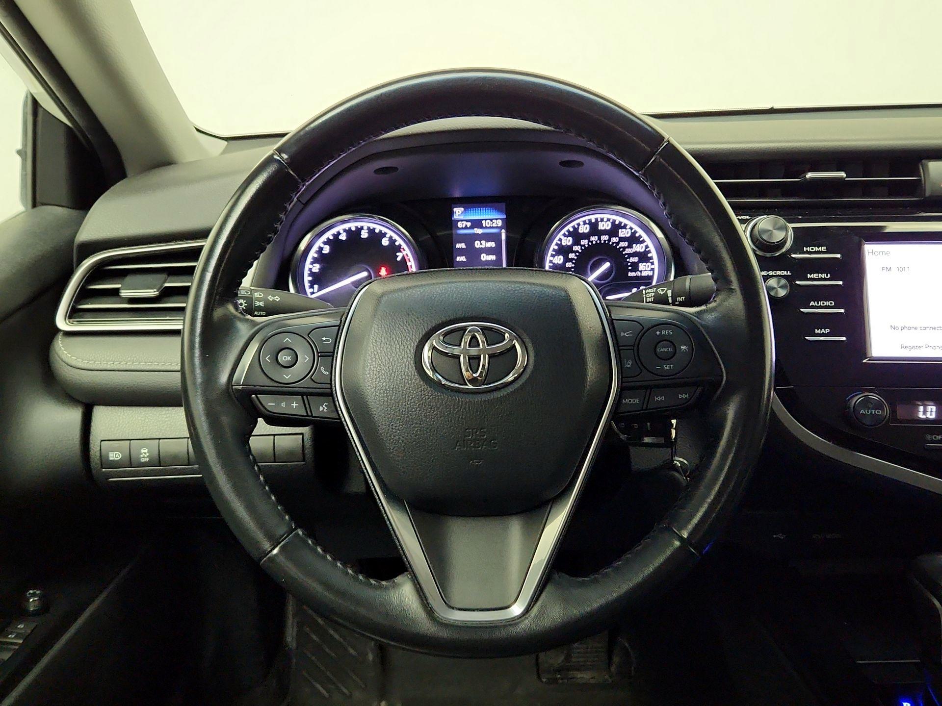 Thumbnail: 2020 Toyota Camry - 10
