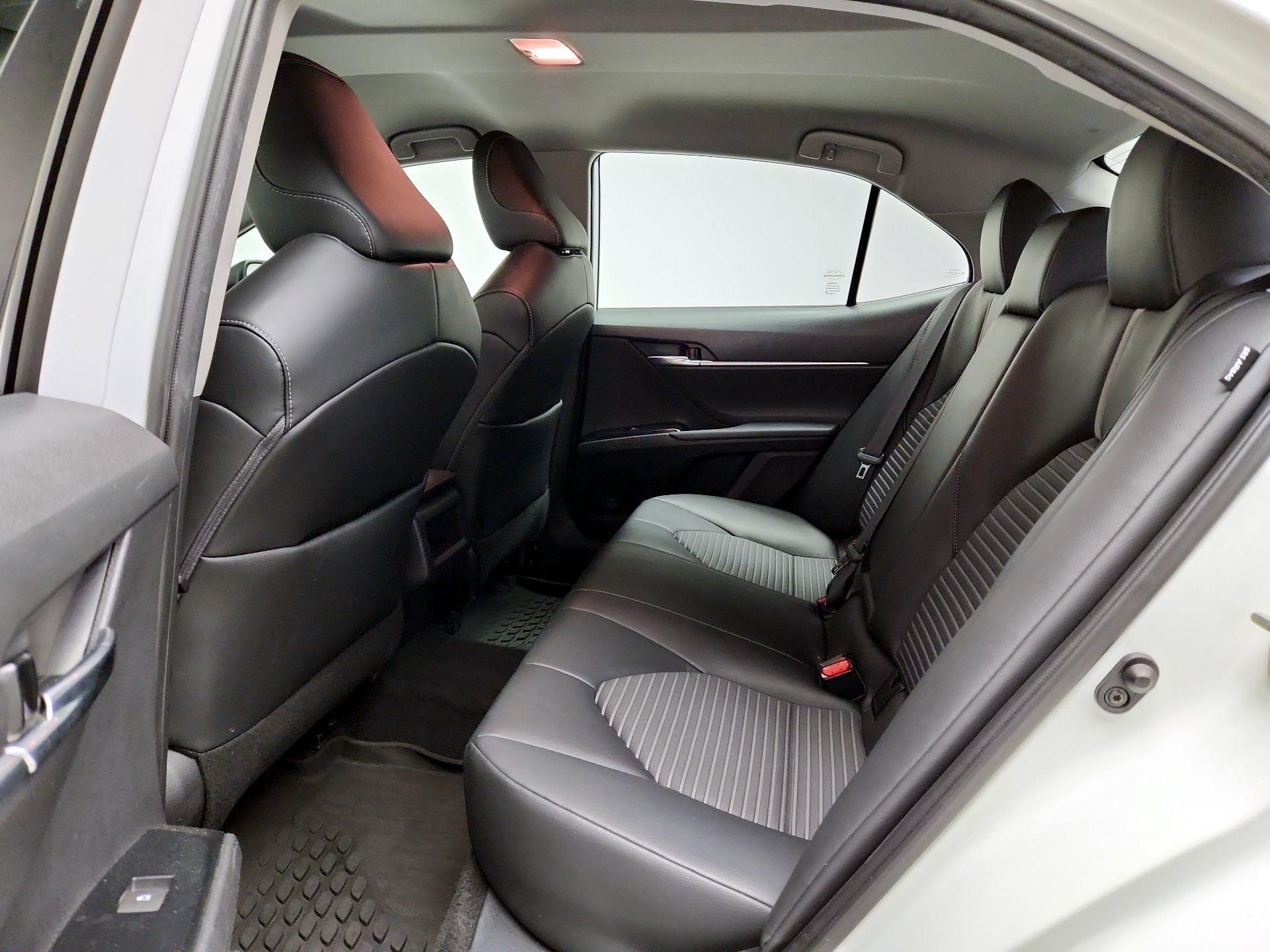 Thumbnail: 2020 Toyota Camry - 19