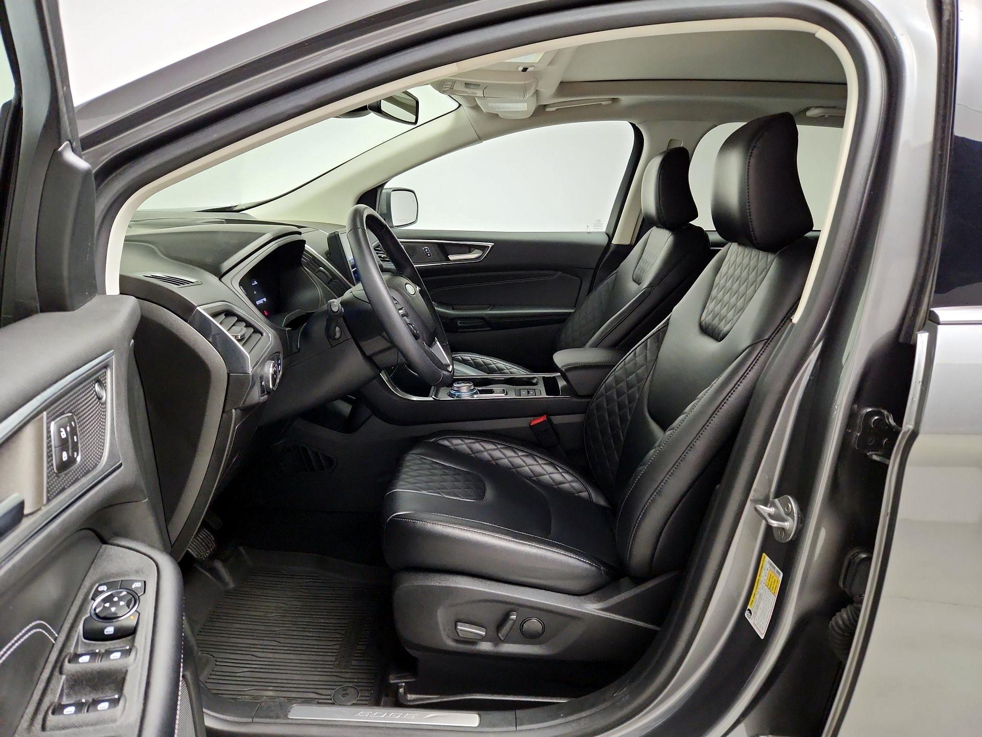 Thumbnail: 2023 Ford Edge - 11