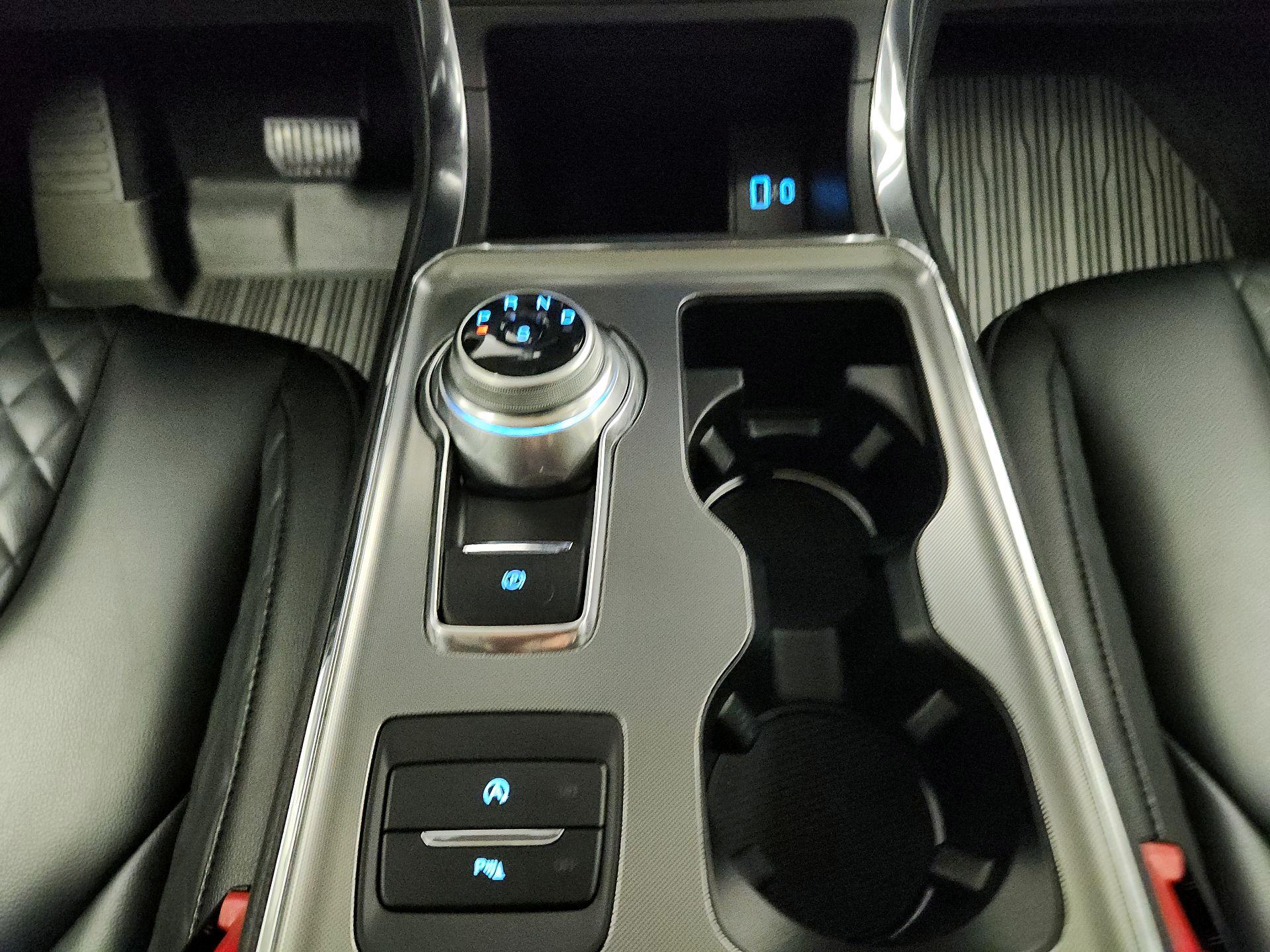 Thumbnail: 2023 Ford Edge - 17