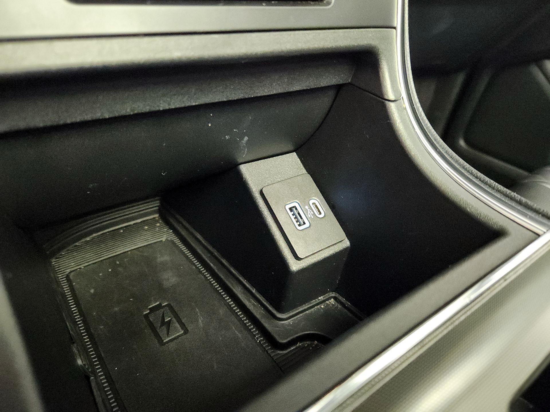 Thumbnail: 2023 Ford Edge - 18