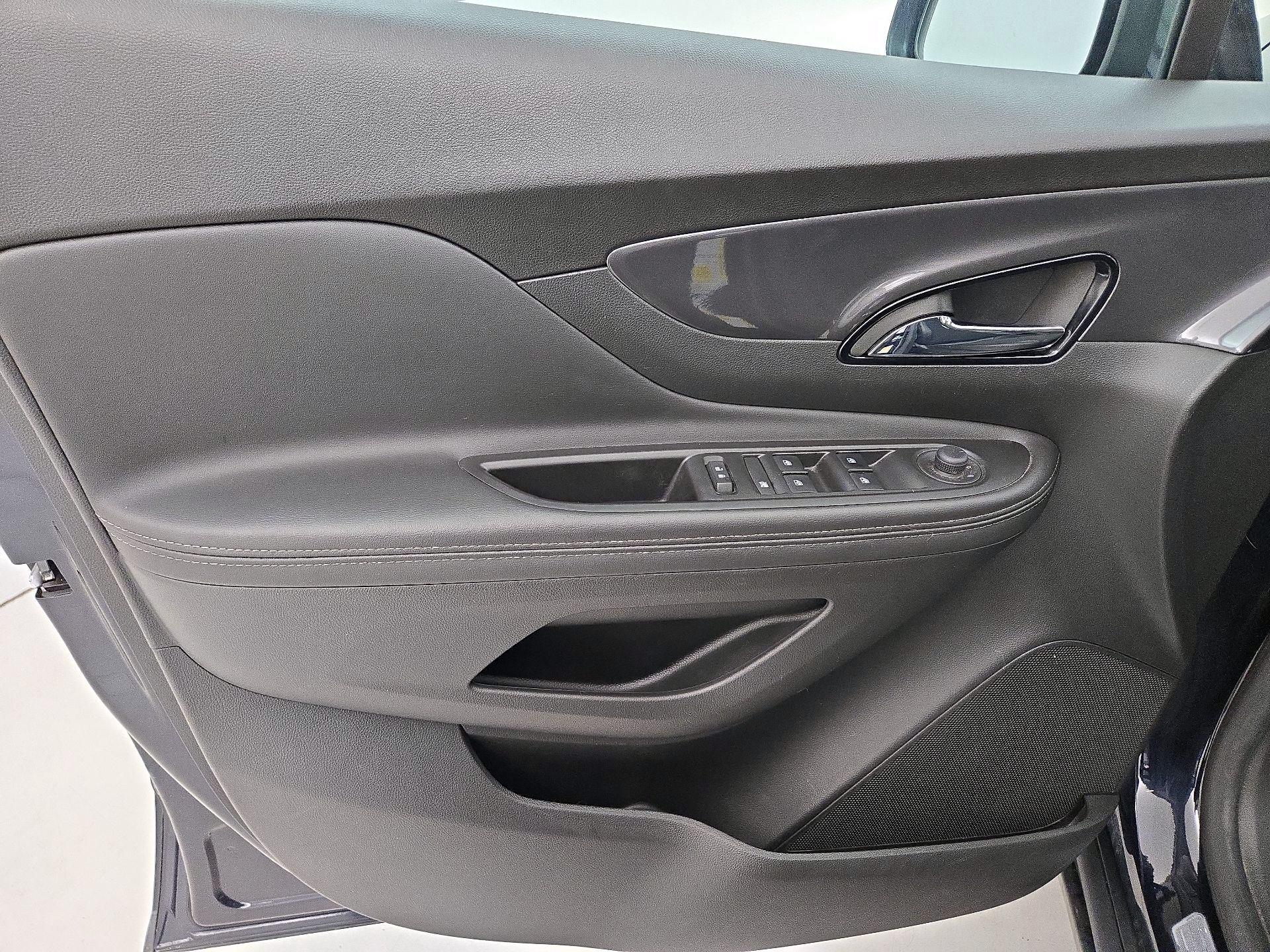 Thumbnail: 2022 Buick Encore - 12