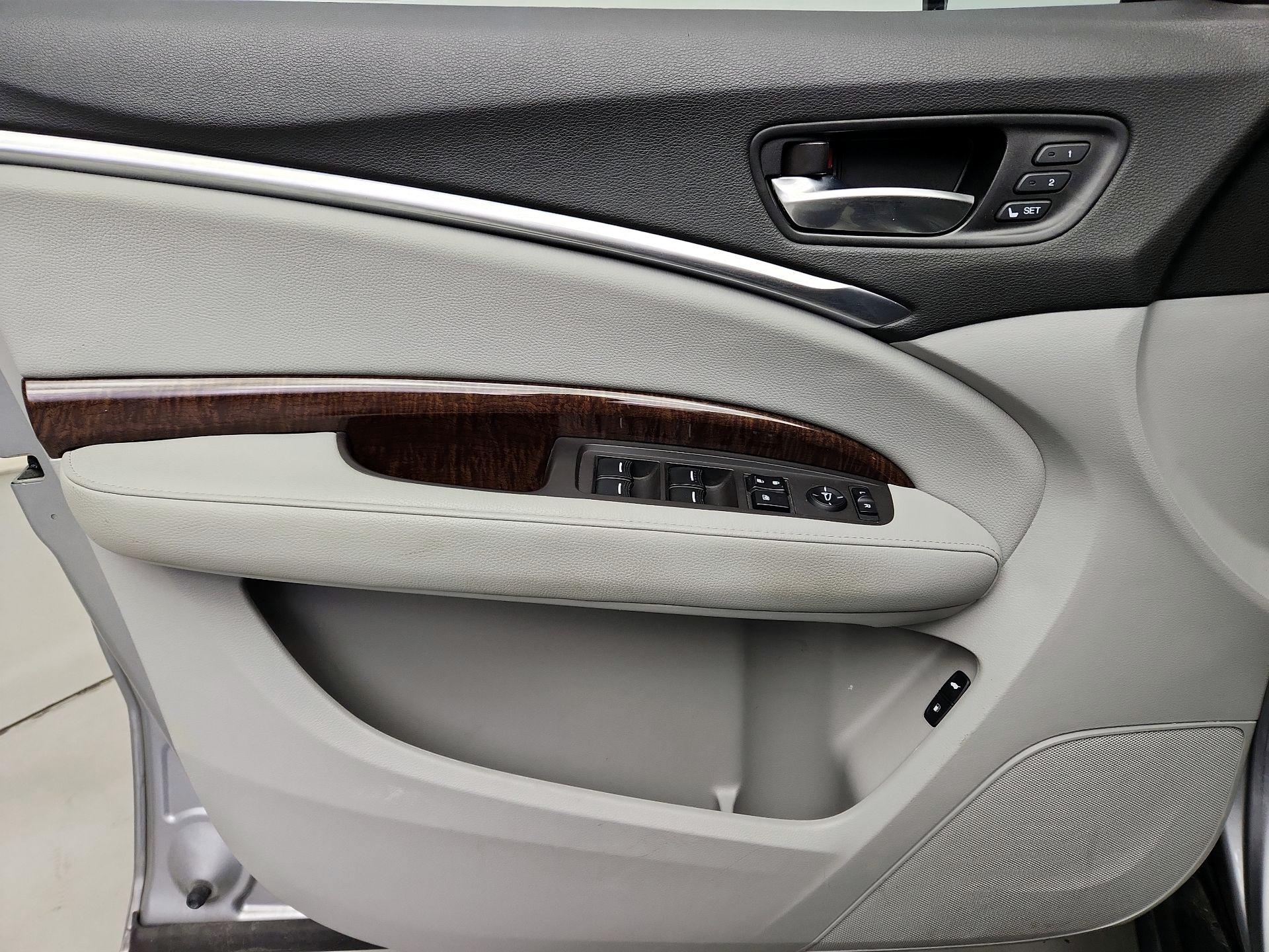 Thumbnail: 2020 Acura MDX - 12