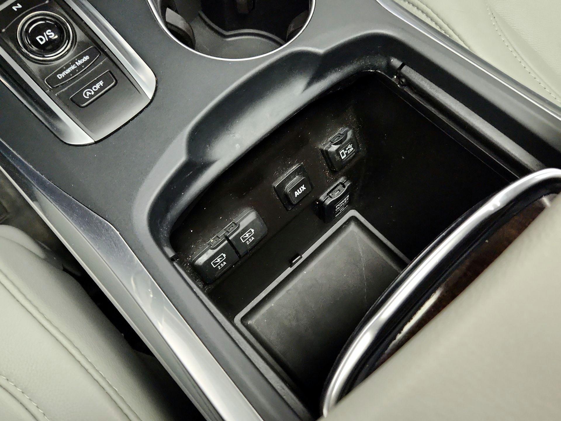 Thumbnail: 2020 Acura MDX - 18