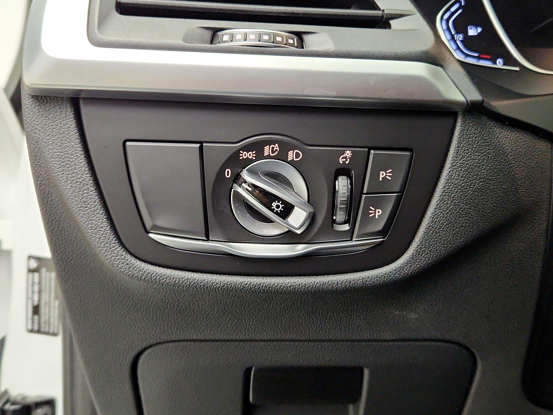 Thumbnail: 2022 BMW X3 - 13