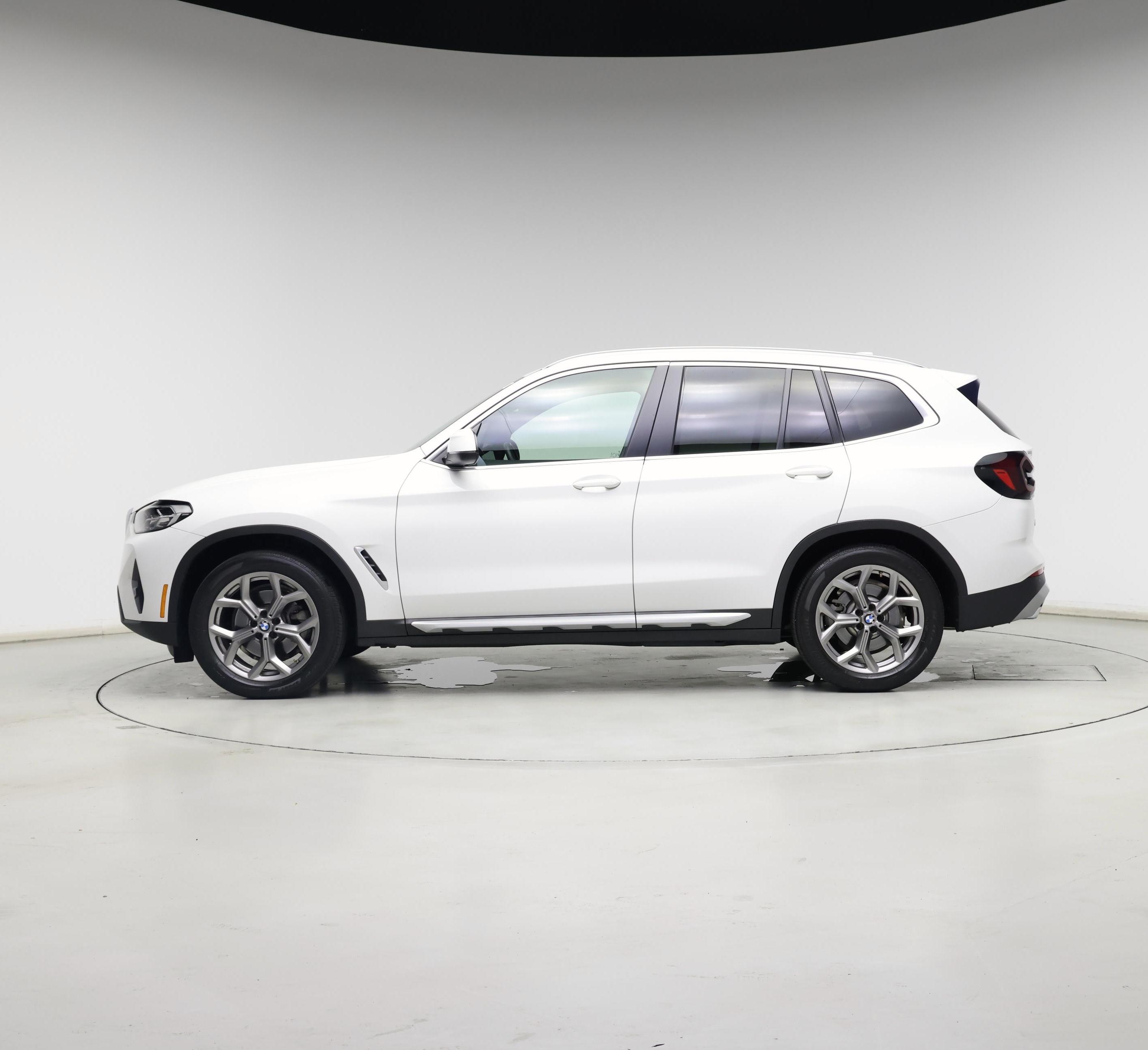 Thumbnail: 2022 BMW X3 - 3