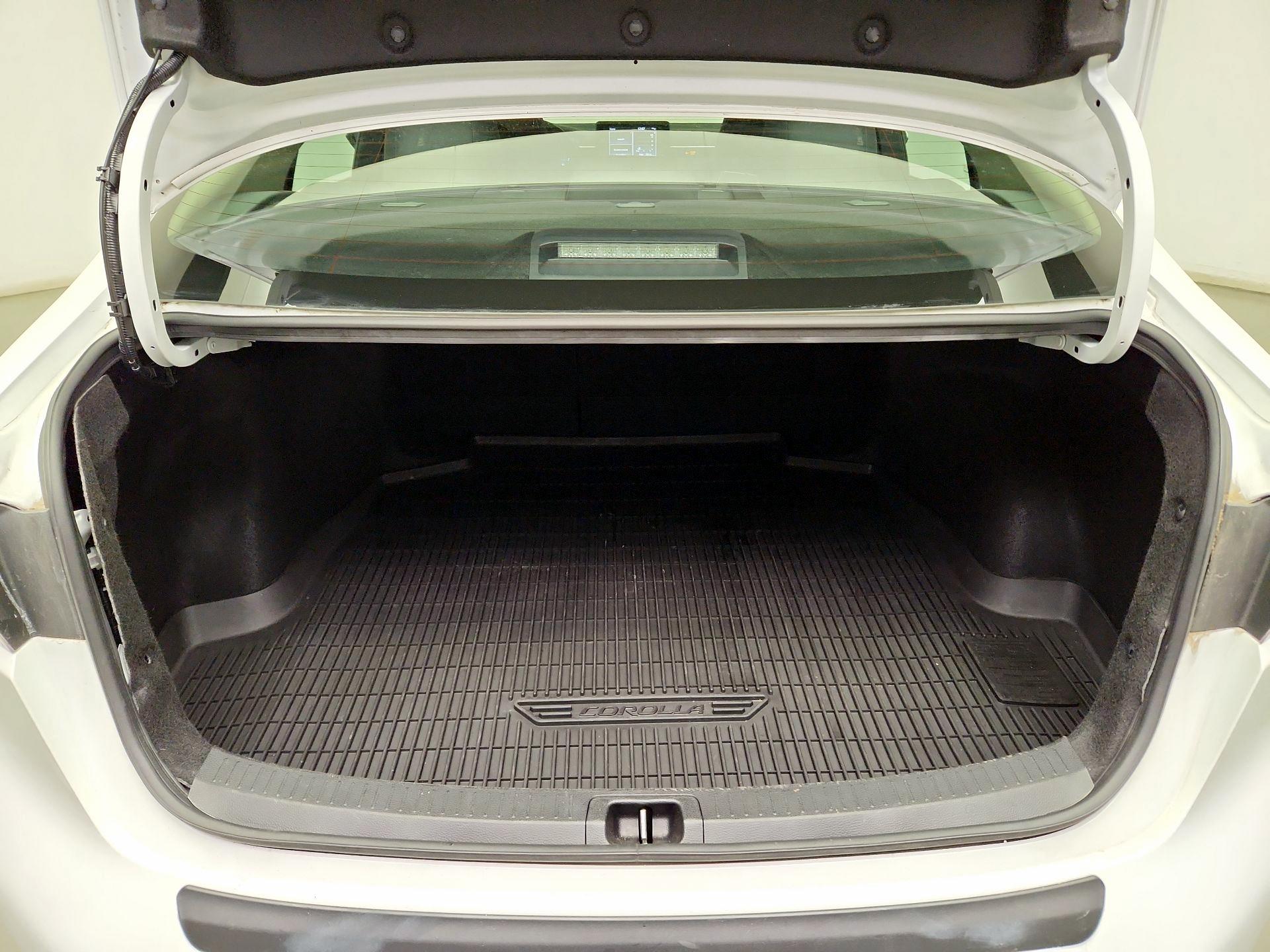 Thumbnail: 2022 Toyota Corolla - 19