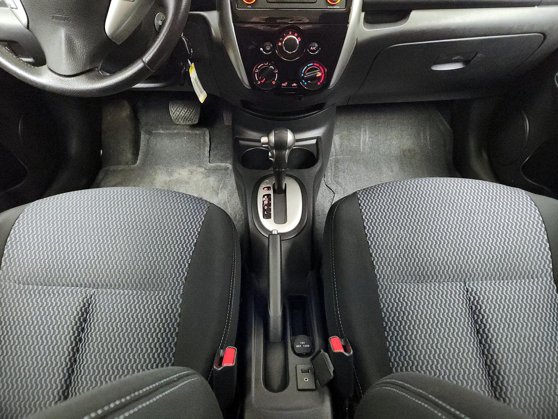Thumbnail: 2015 Nissan Versa Note - 16