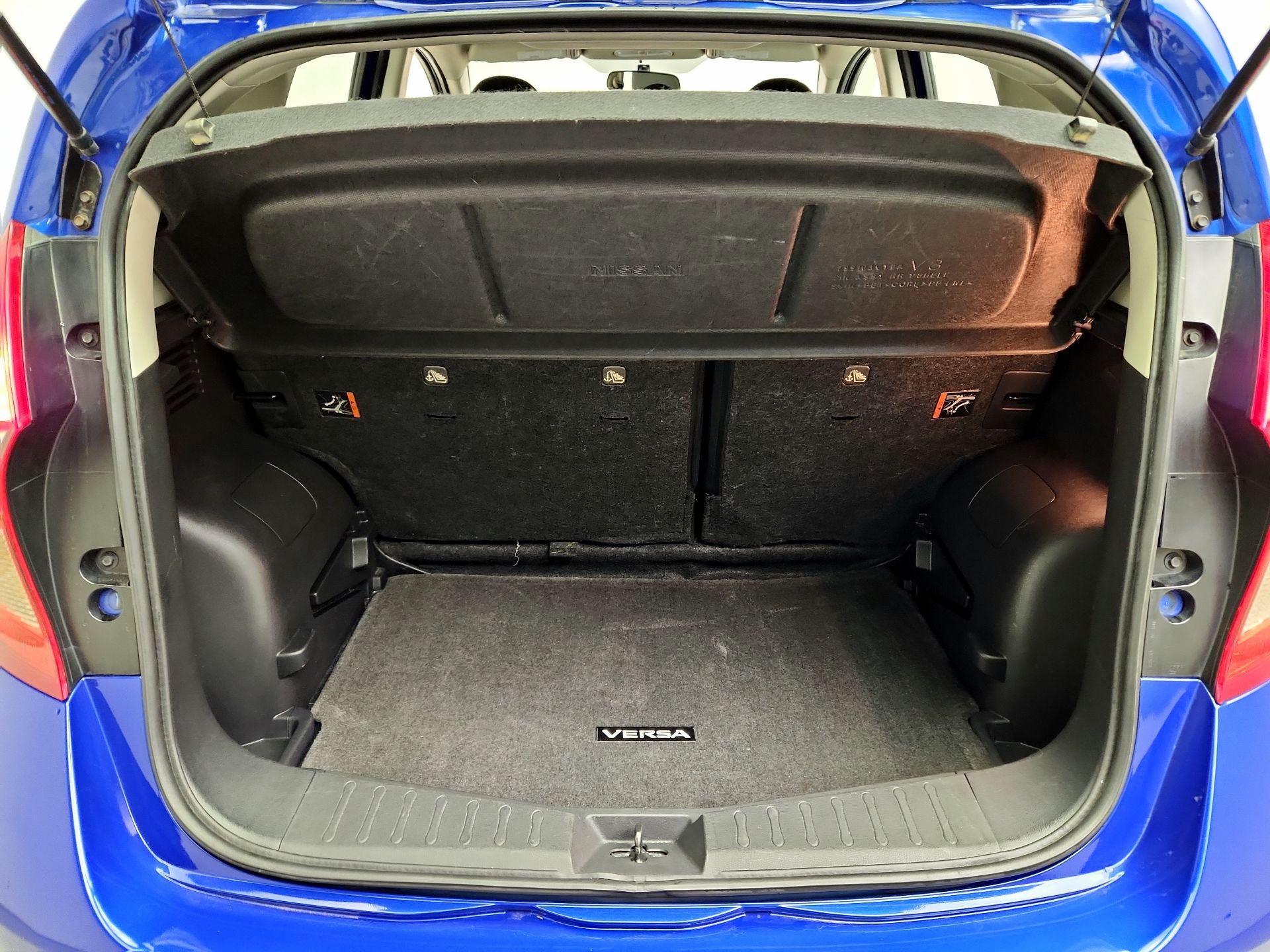 Thumbnail: 2015 Nissan Versa Note - 19