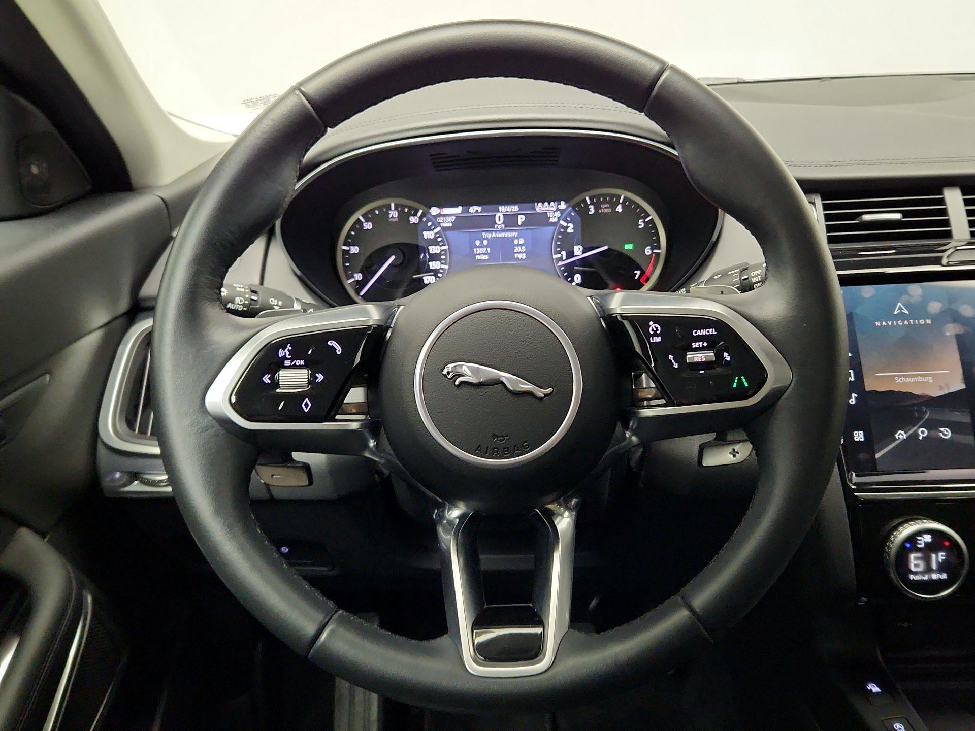 Thumbnail: 2023 Jaguar E-Pace - 10