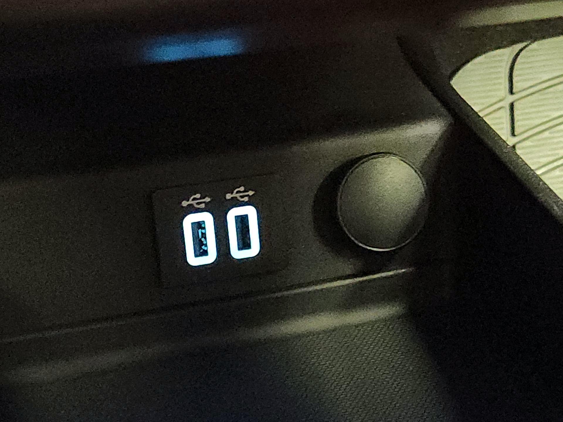 Thumbnail: 2020 Ford Fusion - 17